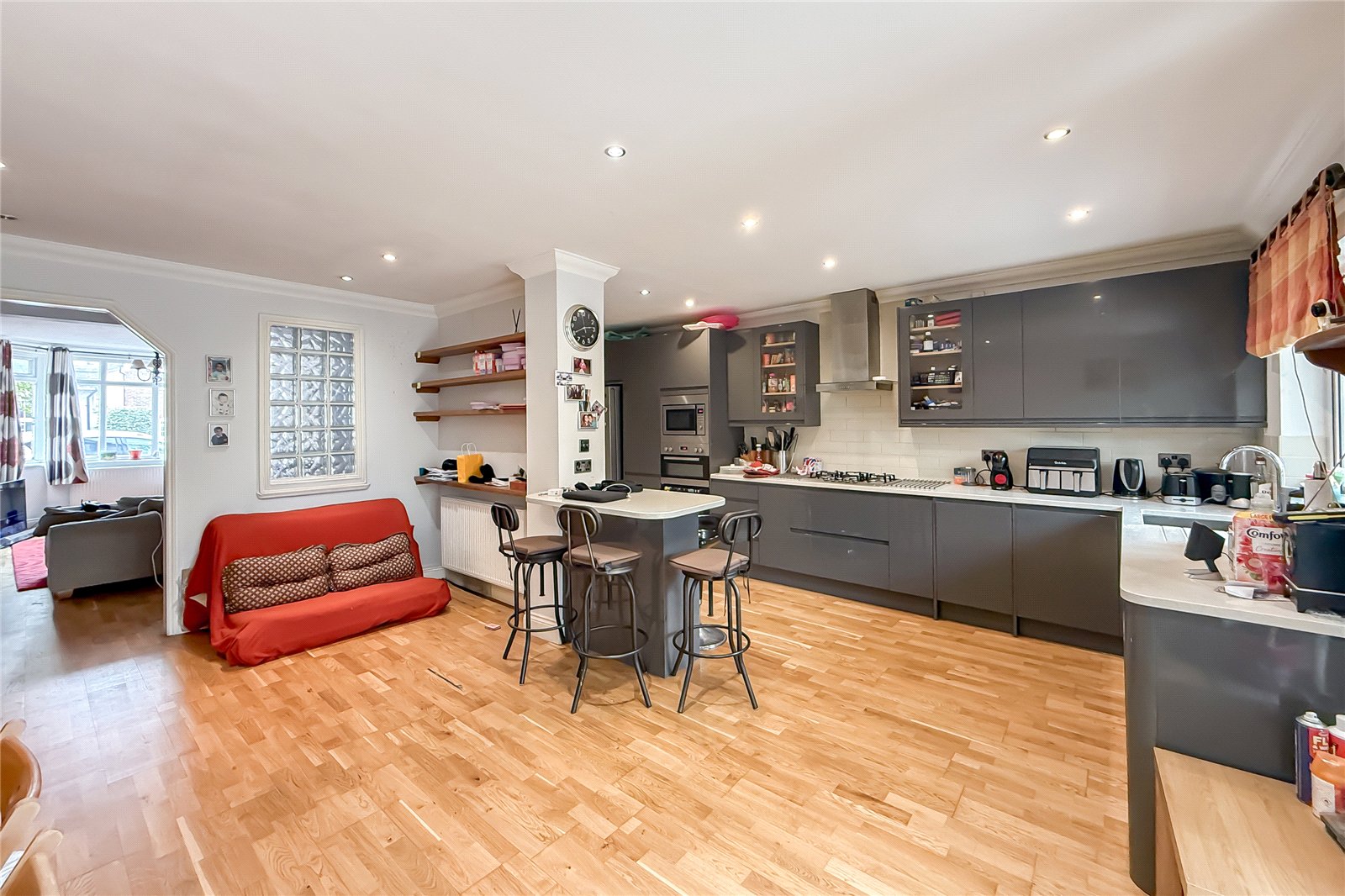 4 bed semi-detached house for sale in Guildford Road, St. Albans, Hertfordshire, AL1  - Property Image 3