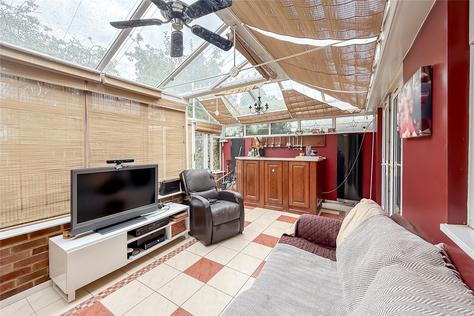 4 bed semi-detached house for sale in Guildford Road, St. Albans, Hertfordshire, AL1  - Property Image 12