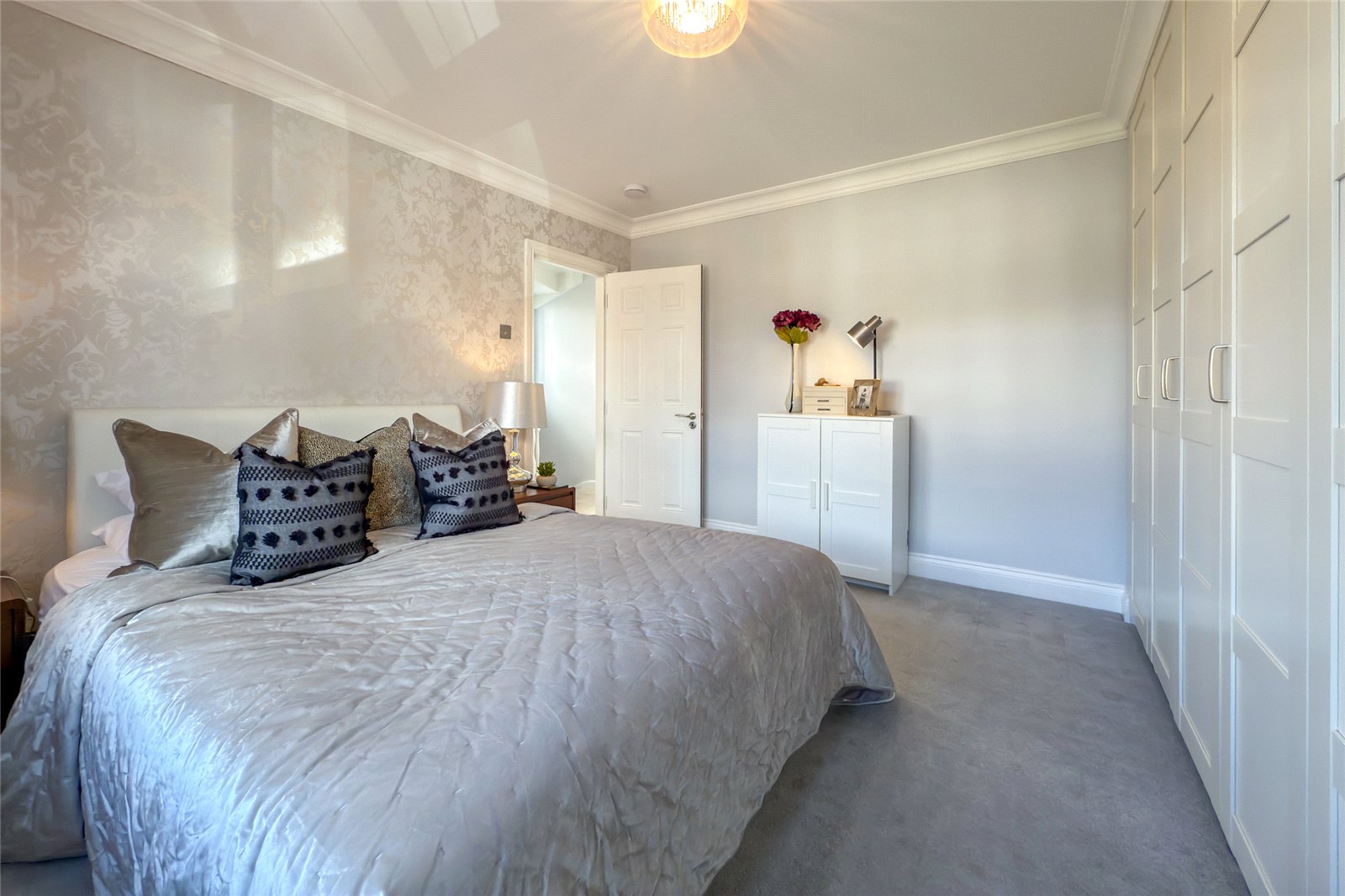 4 bed detached house for sale in Waverley Road, St. Albans, Hertfordshire, AL3 - Property Image 9