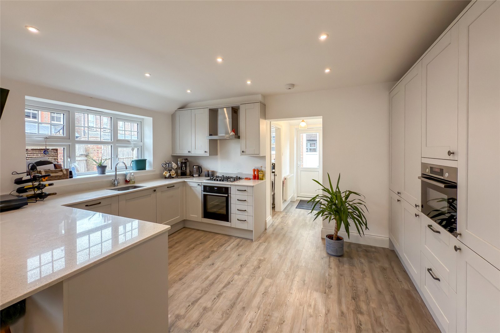 3 bed end of terrace house for sale in Boundary Road, St. Albans, Hertfordshire, AL1 - Property Image 2