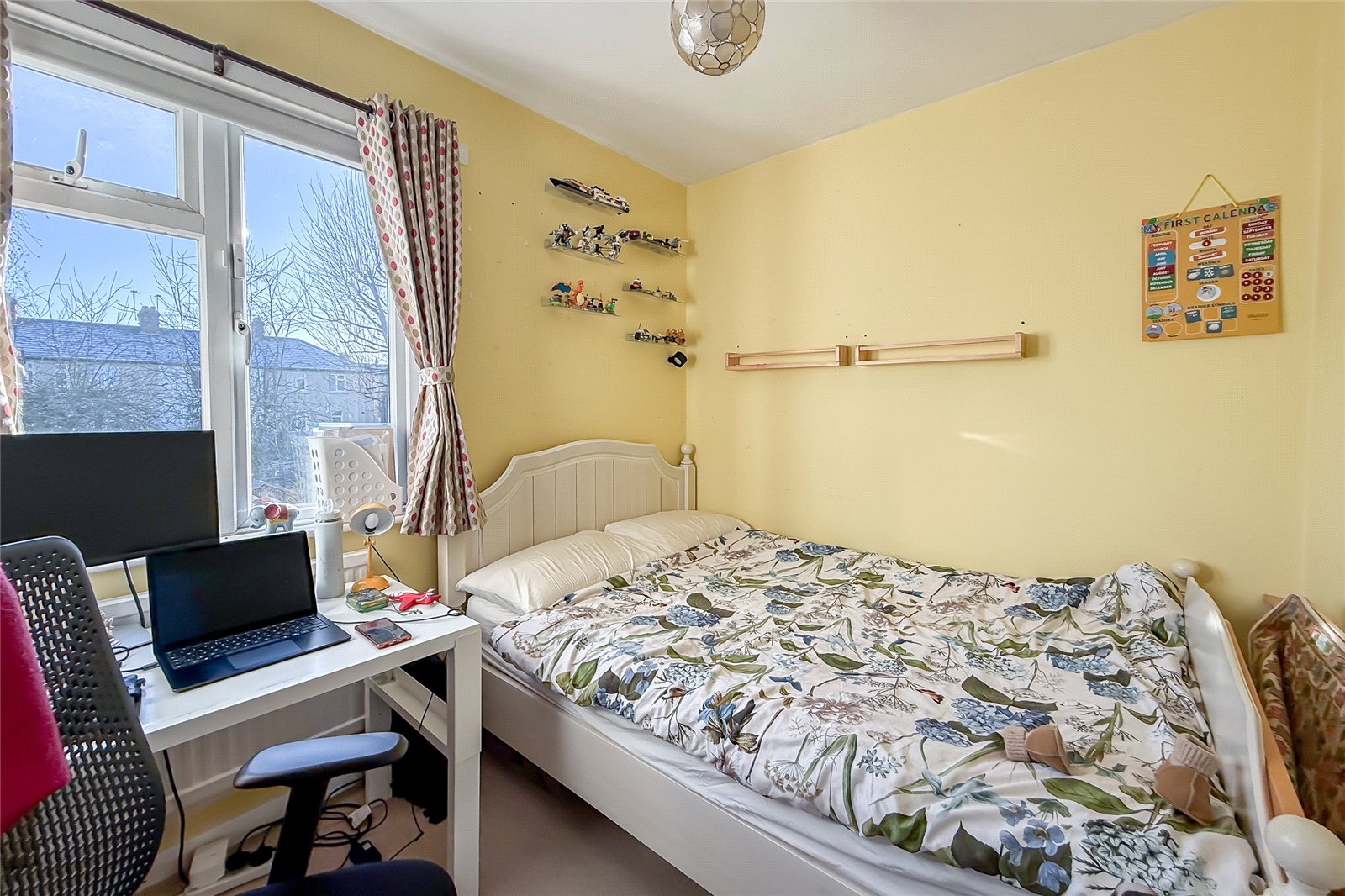 3 bed semi-detached house for sale in Cell Barnes Lane, St. Albans, Hertfordshire, AL1  - Property Image 10