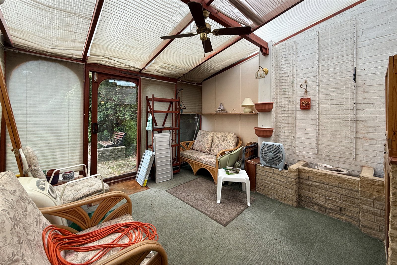 3 bed link detached house for sale in Foxcroft, St. Albans, Hertfordshire, AL1 - Property Image 8