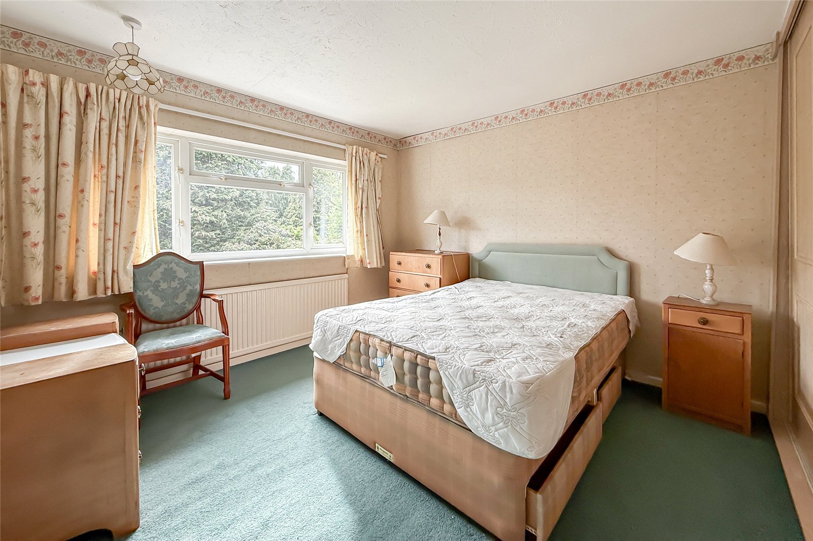 3 bed link detached house for sale in Foxcroft, St. Albans, Hertfordshire, AL1 - Property Image 6