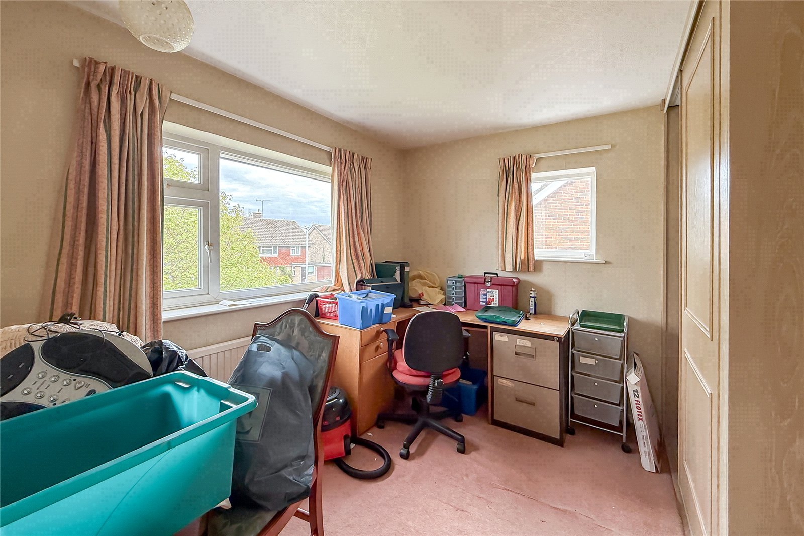 3 bed link detached house for sale in Foxcroft, St. Albans, Hertfordshire, AL1 - Property Image 11