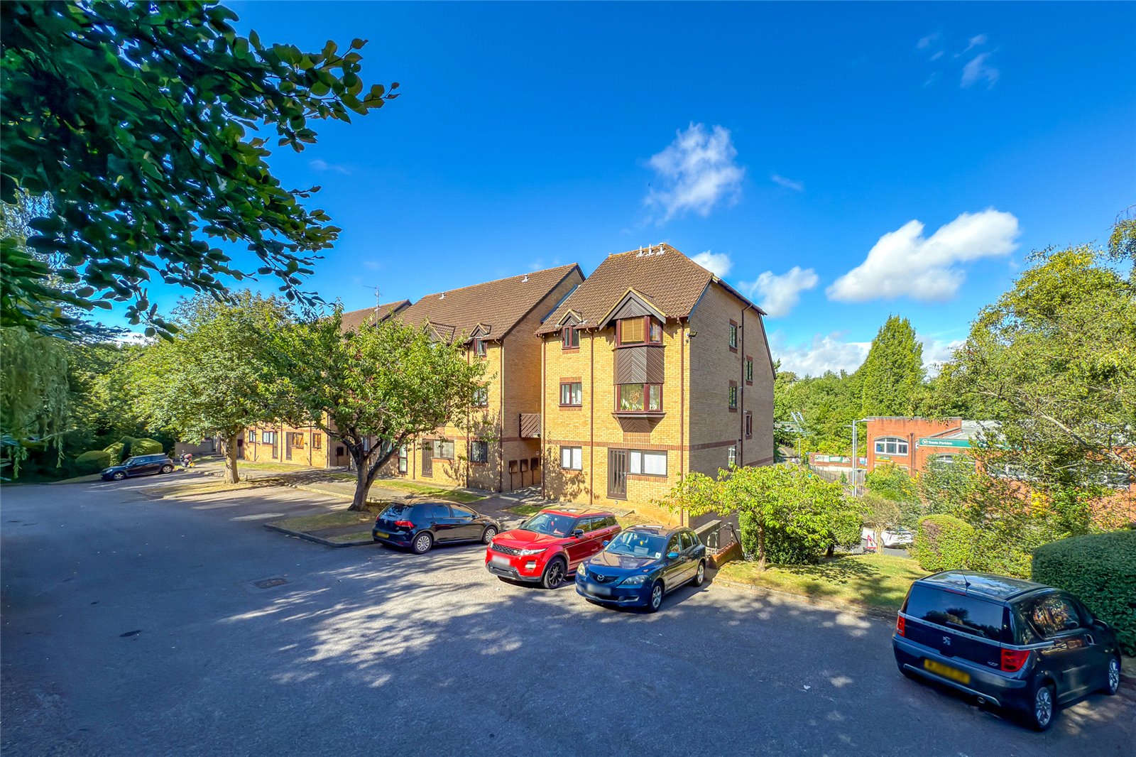 1 bed apartment for sale in Hawkshill, Dellfield, St. Albans, Hertfordshire, AL1  - Property Image 9
