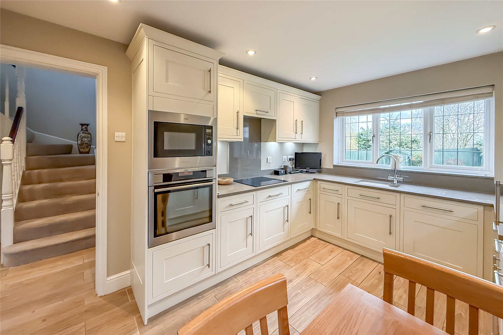 4 bed detached house for sale in Damson Way, St. Albans, Hertfordshire, AL4  - Property Image 5