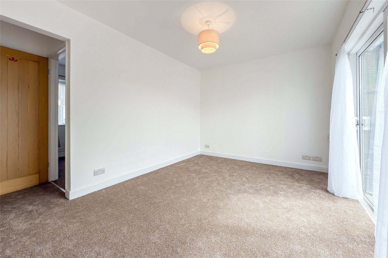 1 bed apartment to rent in Grimsdyke Lodge, Hatfield Road, St Albans, Hertfordshire, AL1 - Property Image 8