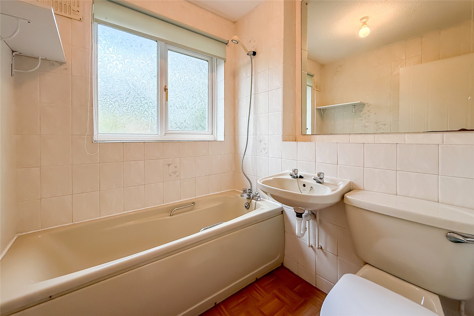 4 bed detached house for sale in Hardwicke Place, London Colney, St. Albans, Hertfordshire, AL2 - Property Image 11