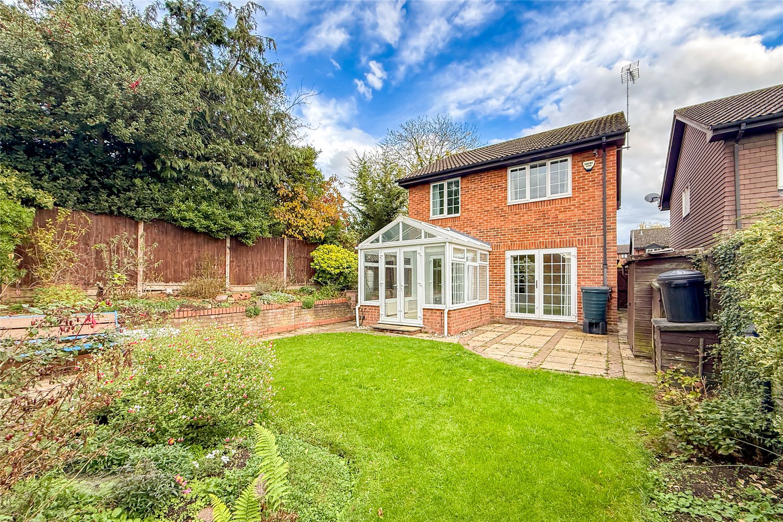 4 bed detached house for sale in Hardwicke Place, London Colney, St. Albans, Hertfordshire, AL2 - Property Image 2