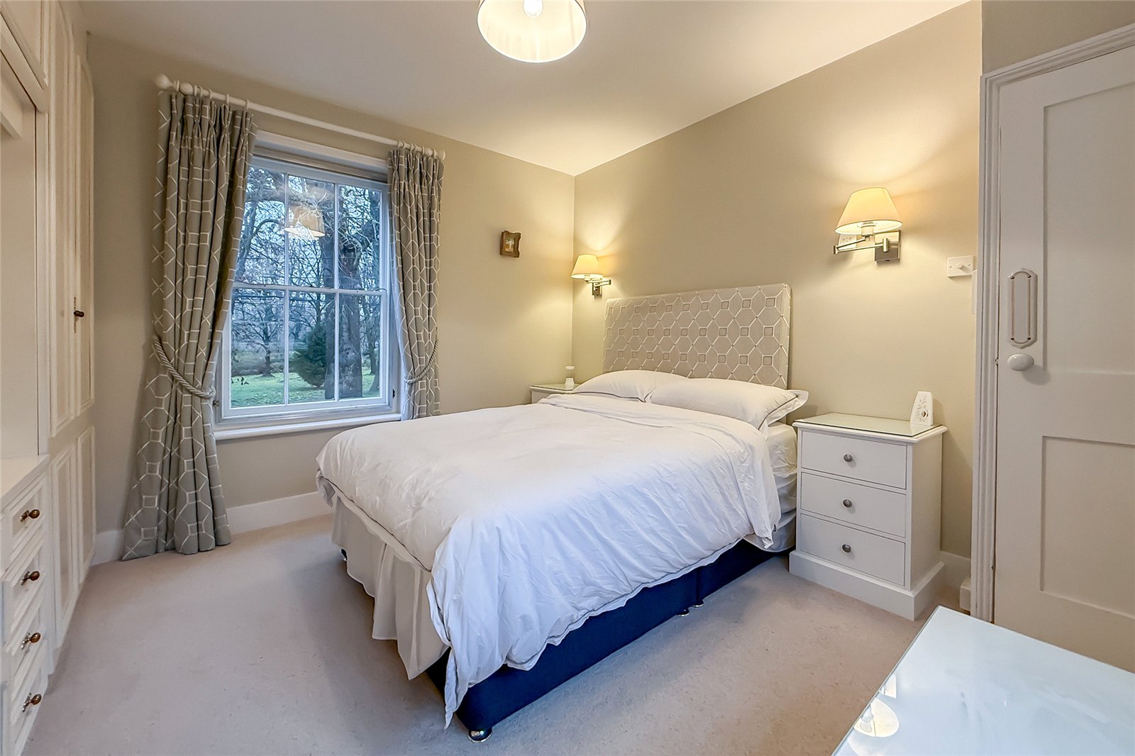 3 bed semi-detached house for sale in Abbey Mill Lane, St. Albans, Hertfordshire, AL3 - Property Image 7