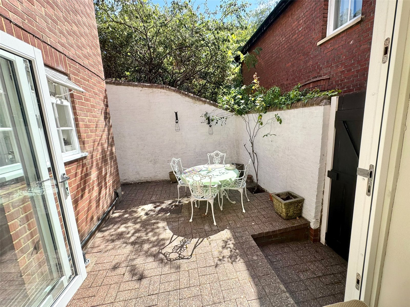 3 bed semi-detached house for sale in Abbey Mill Lane, St. Albans, Hertfordshire, AL3 - Property Image 11