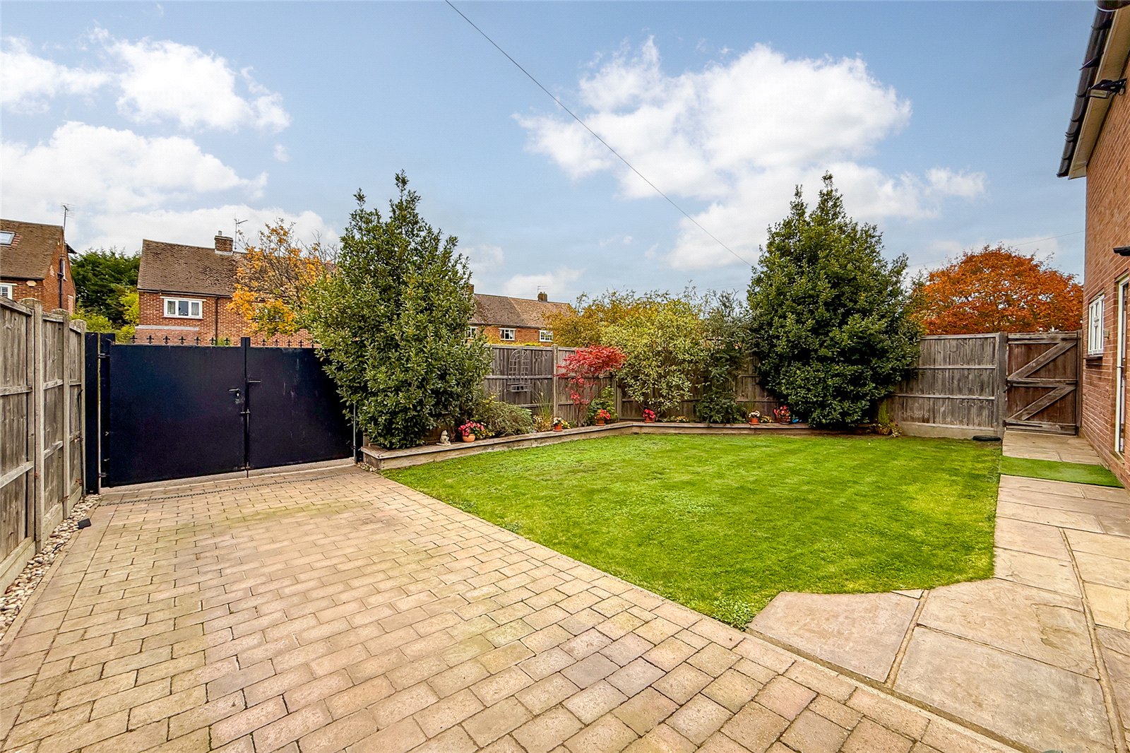 4 bed semi-detached house for sale in Woodland Drive, St. Albans, Hertfordshire, AL4 - Property Image 27