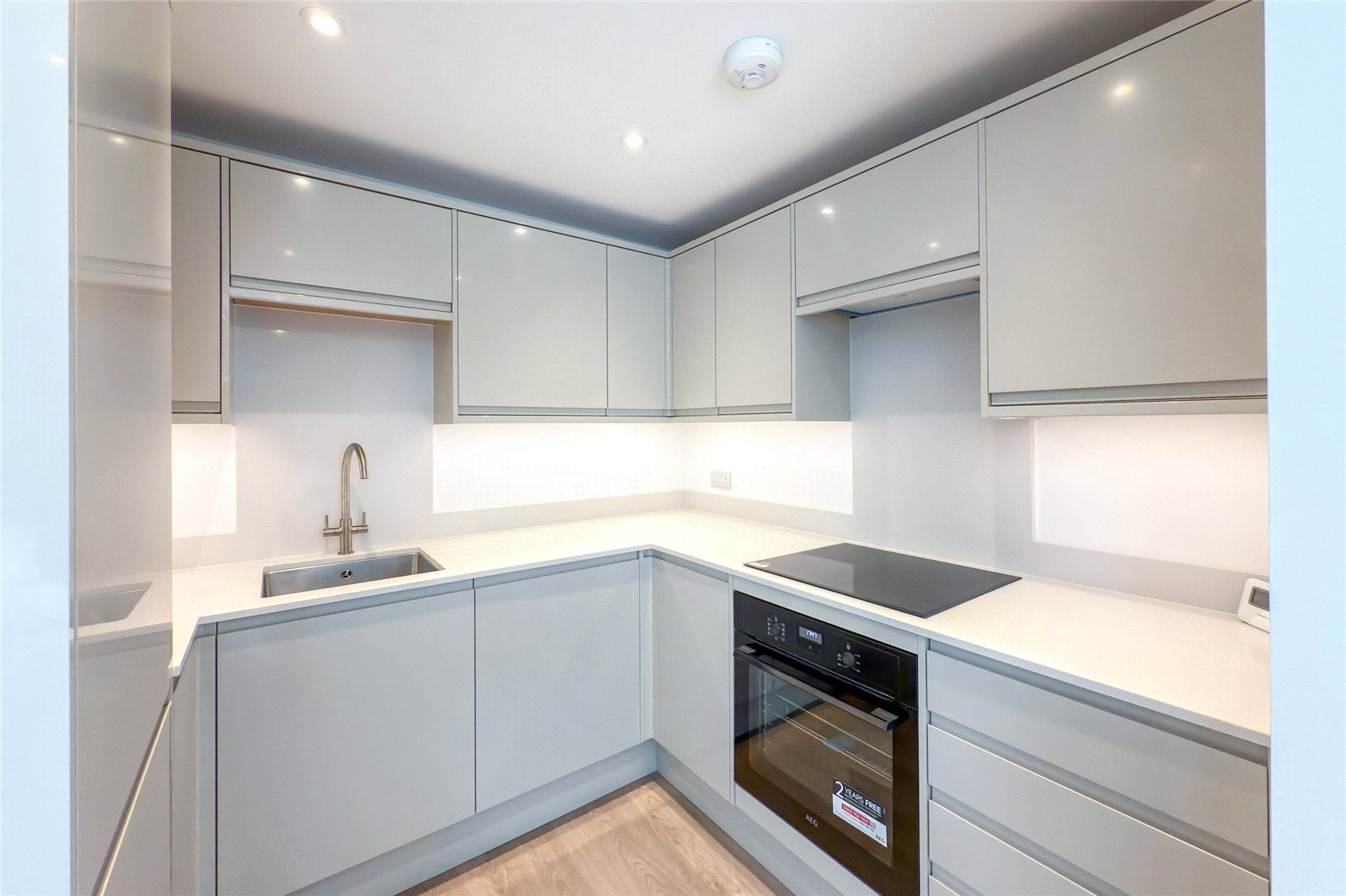 2 bed semi-detached house to rent in West Common, Harpenden, Hertfordshire, AL5  - Property Image 2