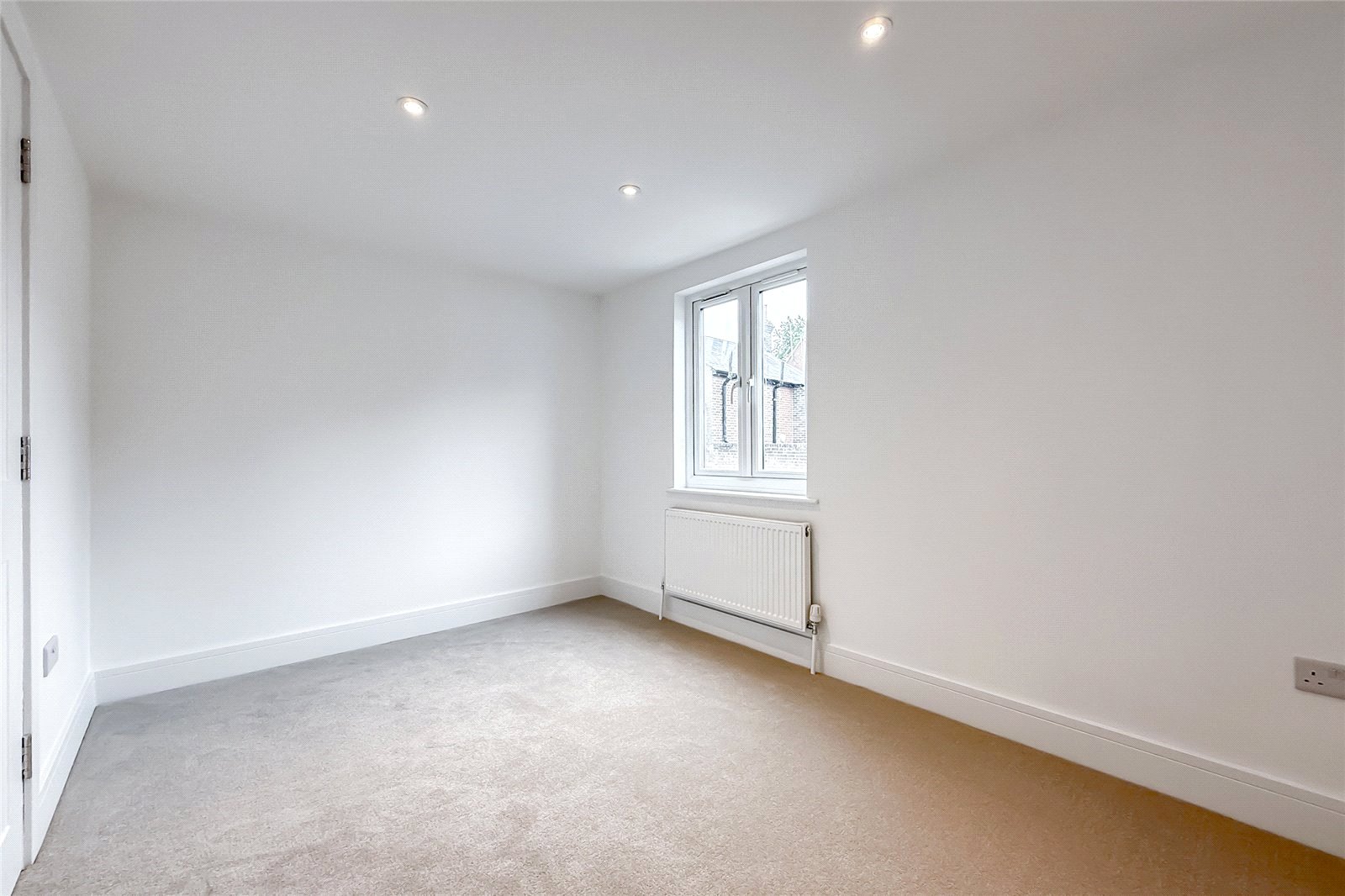 2 bed semi-detached house to rent in West Common, Harpenden, Hertfordshire, AL5  - Property Image 6