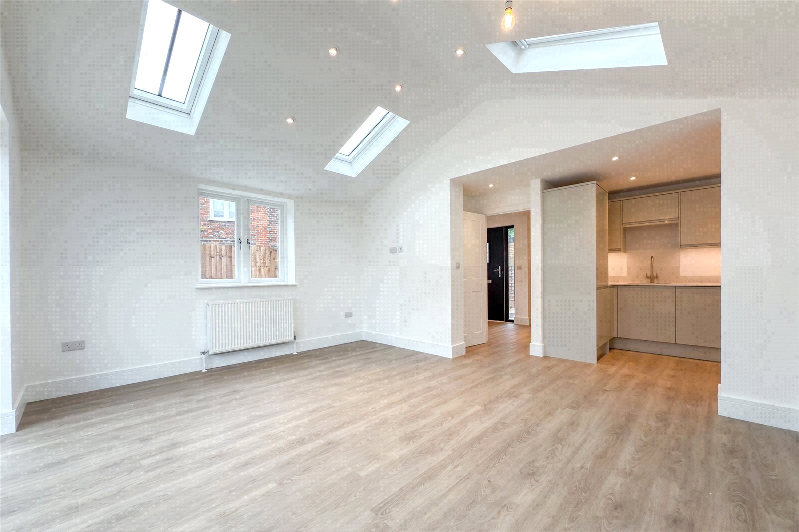 2 bed semi-detached house to rent in West Common, Harpenden, Hertfordshire, AL5  - Property Image 22