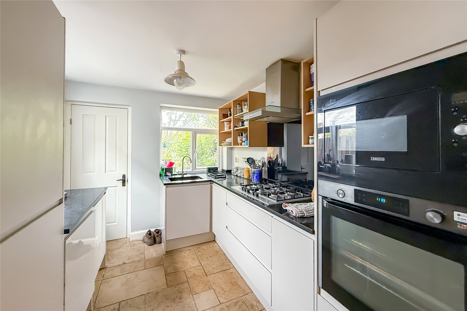 3 bed end of terrace house for sale in Cambridge Road, St. Albans, Hertfordshire, AL1 - Property Image 3