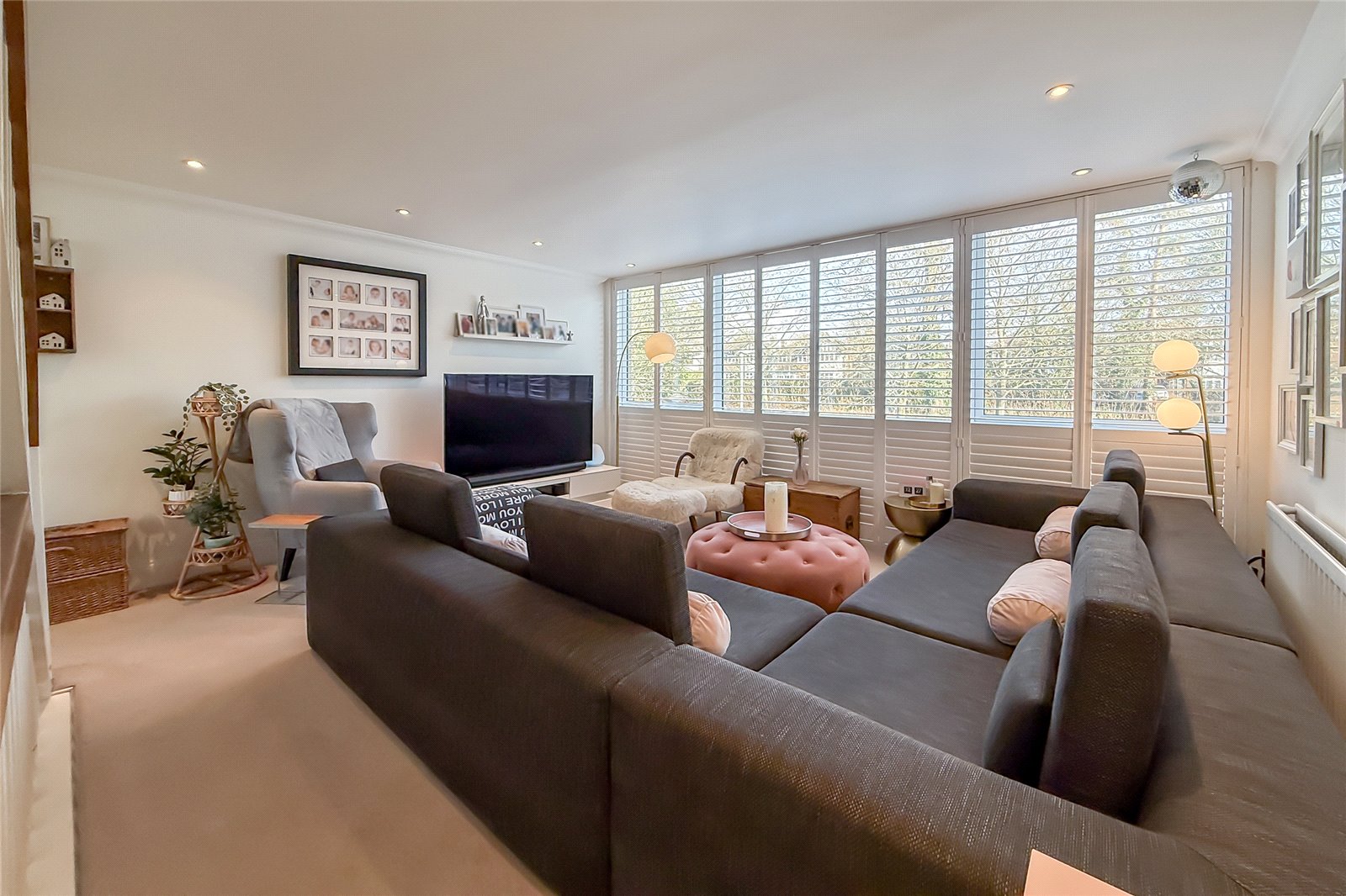 4 bed terraced house for sale in St. Johns Court, Beaumont Avenue, St. Albans, Hertfordshire, AL1  - Property Image 4