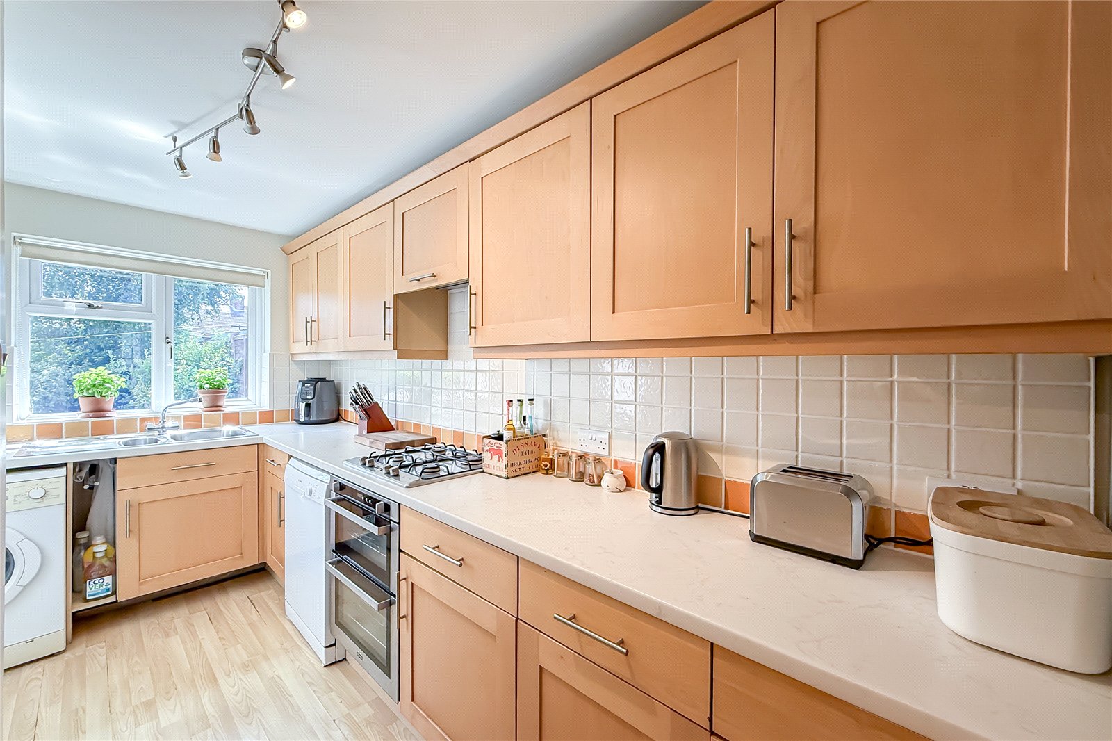 2 bed terraced house for sale in Sandridge Road, St. Albans, Hertfordshire, AL1  - Property Image 4