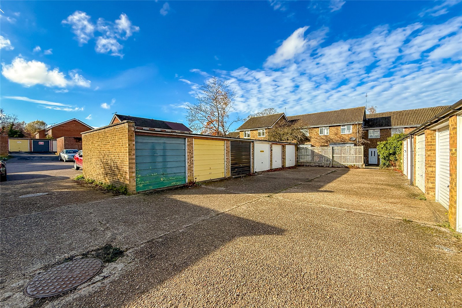 3 bed terraced house for sale in Elizabeth Court, St. Albans, Hertfordshire, AL4  - Property Image 12
