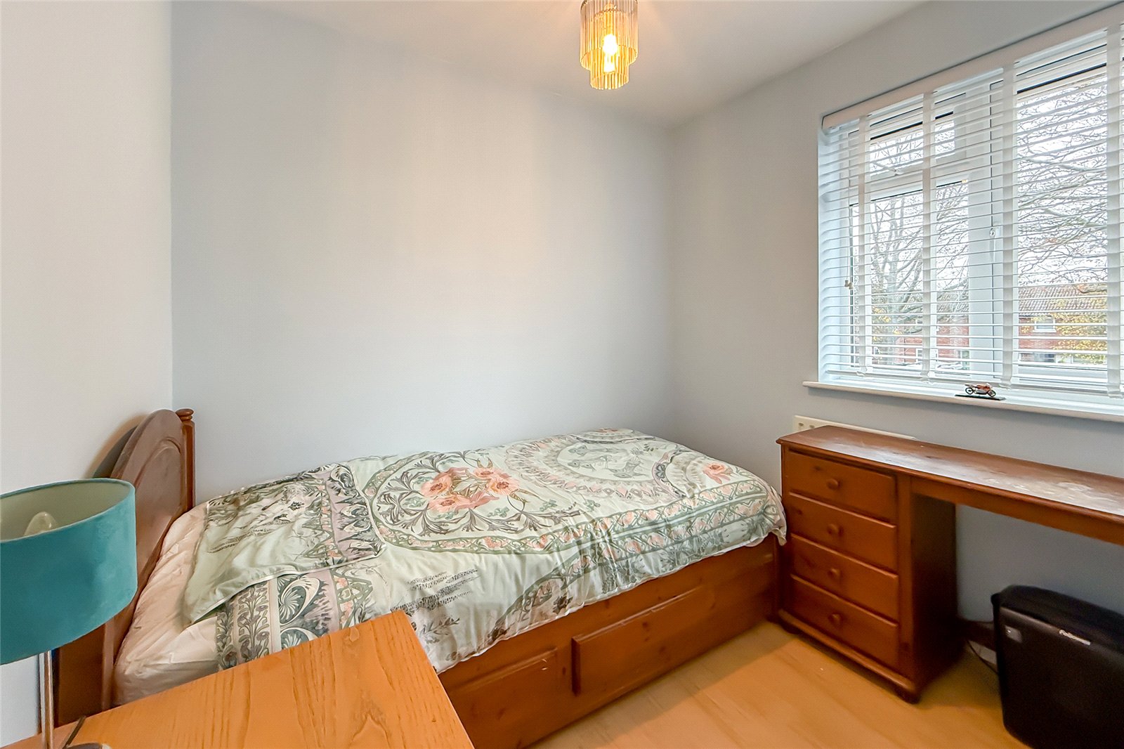 3 bed terraced house for sale in High Oaks, St. Albans, Hertfordshire, AL3  - Property Image 7