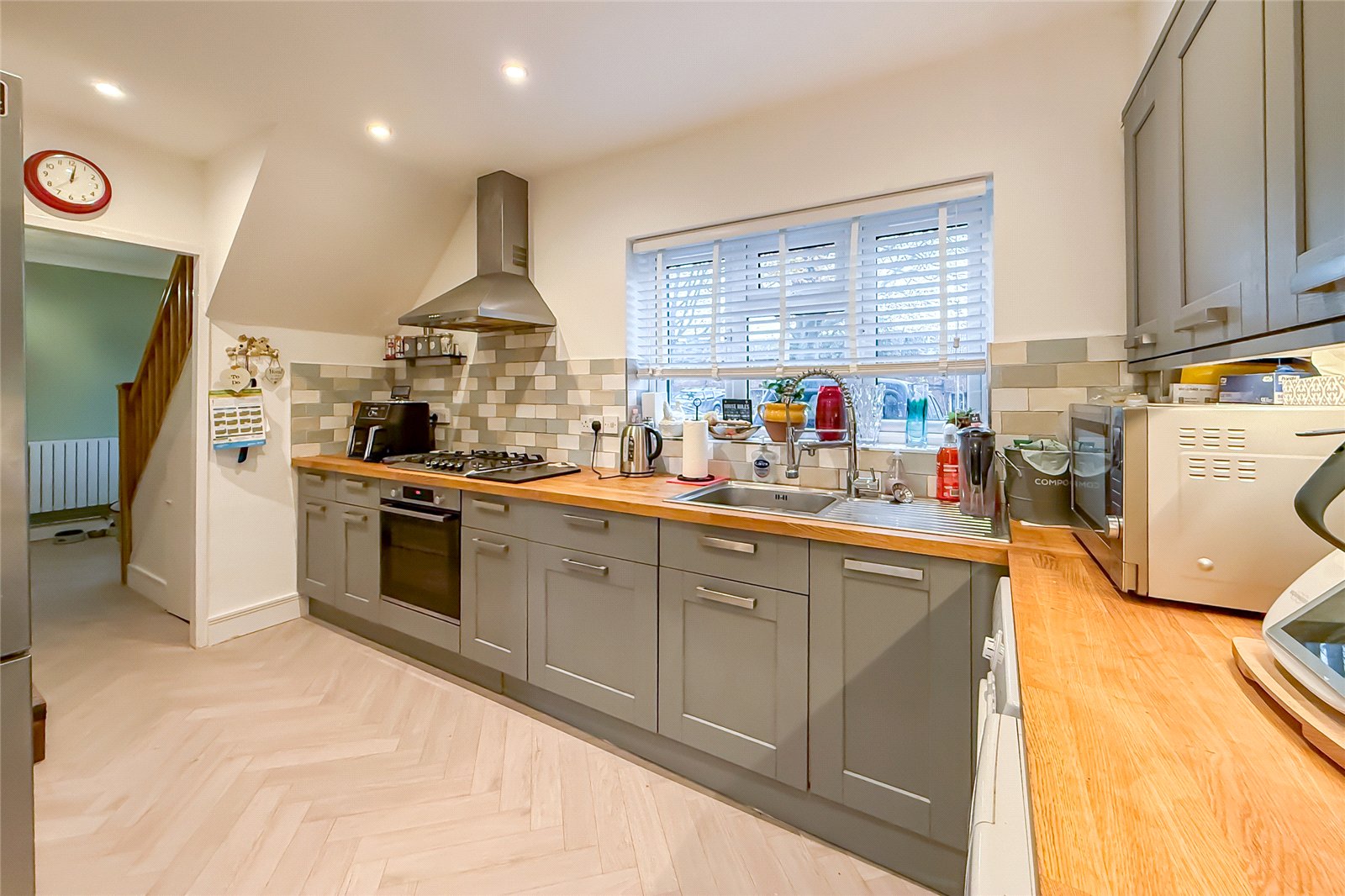 3 bed terraced house for sale in High Oaks, St. Albans, Hertfordshire, AL3  - Property Image 16
