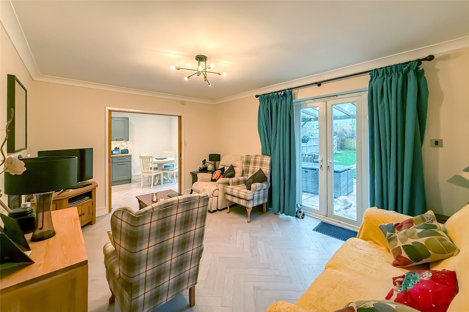 3 bed terraced house for sale in High Oaks, St. Albans, Hertfordshire, AL3  - Property Image 19