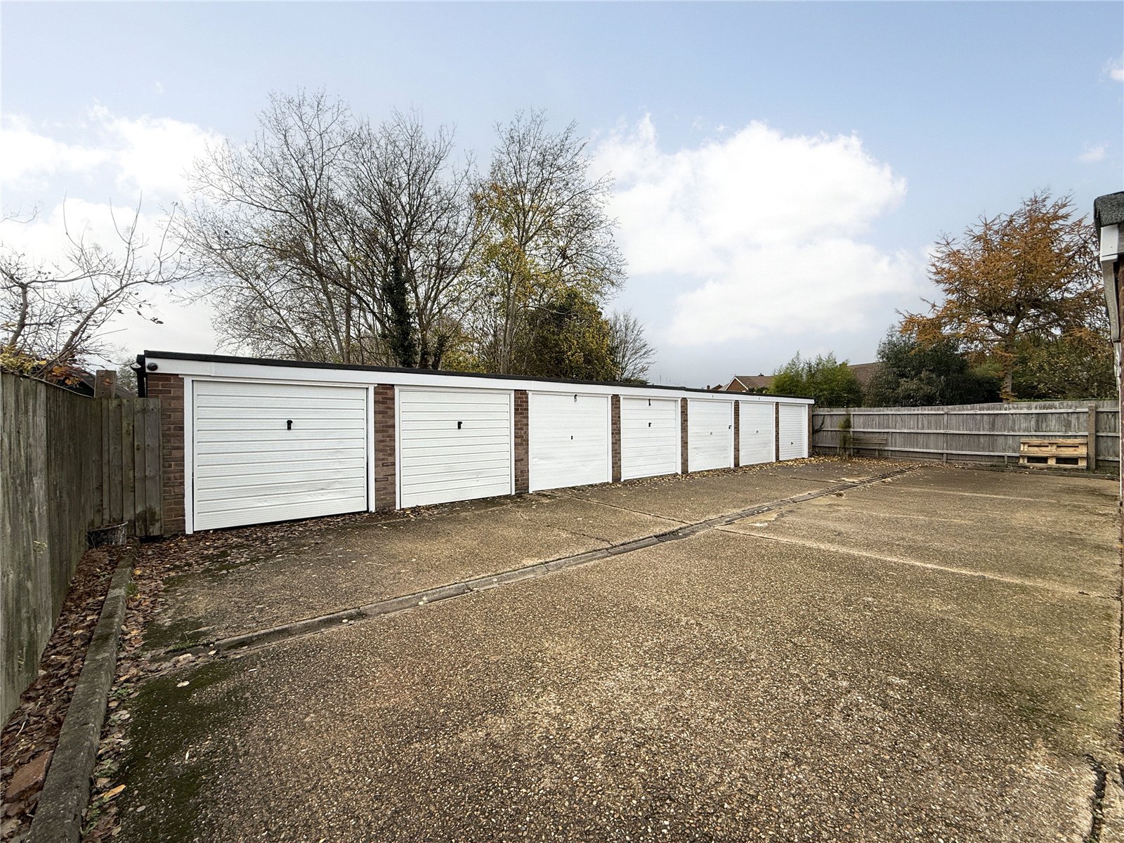 3 bed terraced house for sale in High Oaks, St. Albans, Hertfordshire, AL3  - Property Image 22