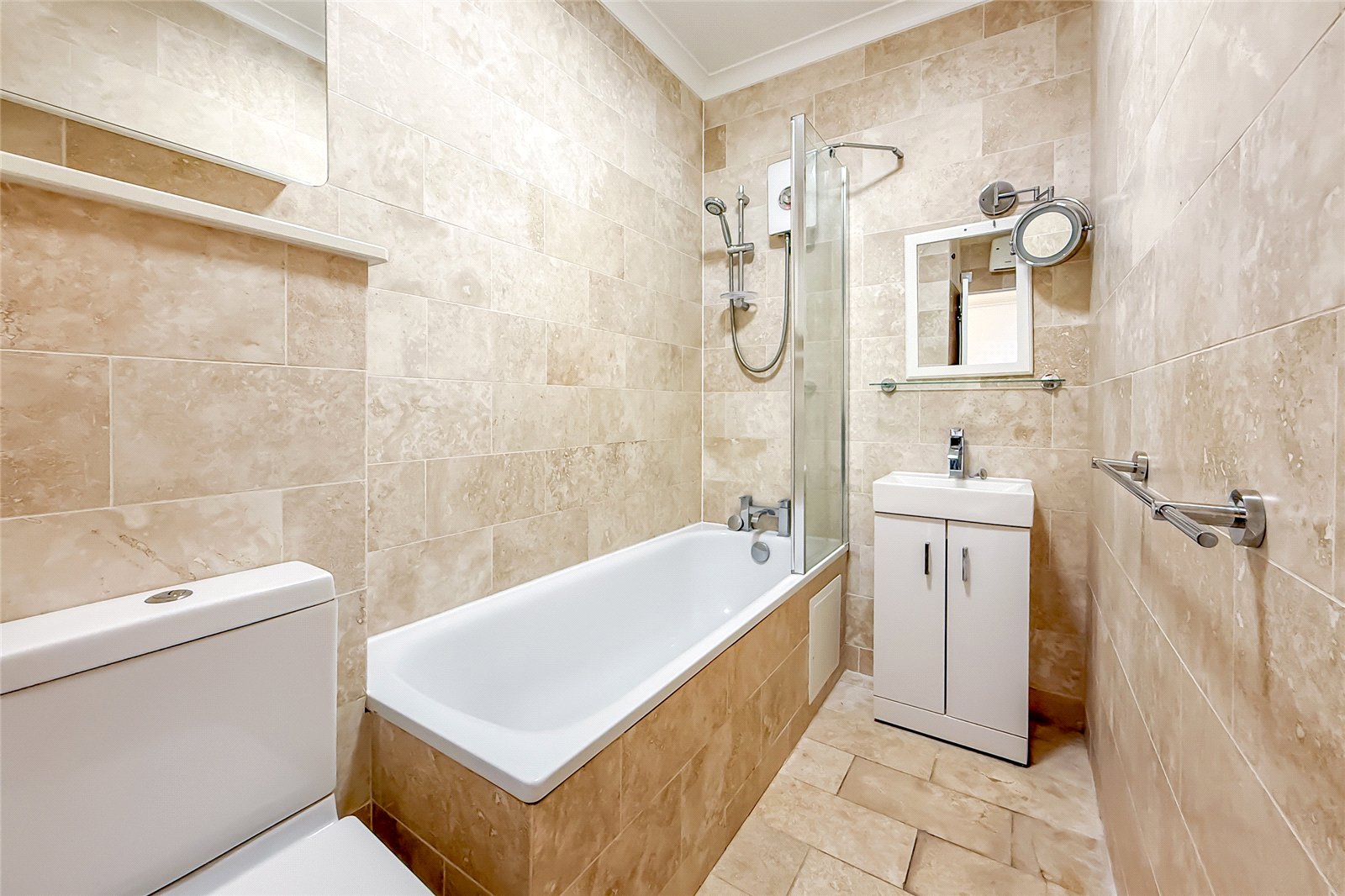 1 bed apartment for sale in Laguna Court, 35 Beaconsfield Road, St. Albans, Hertfordshire, AL1 - Property Image 9