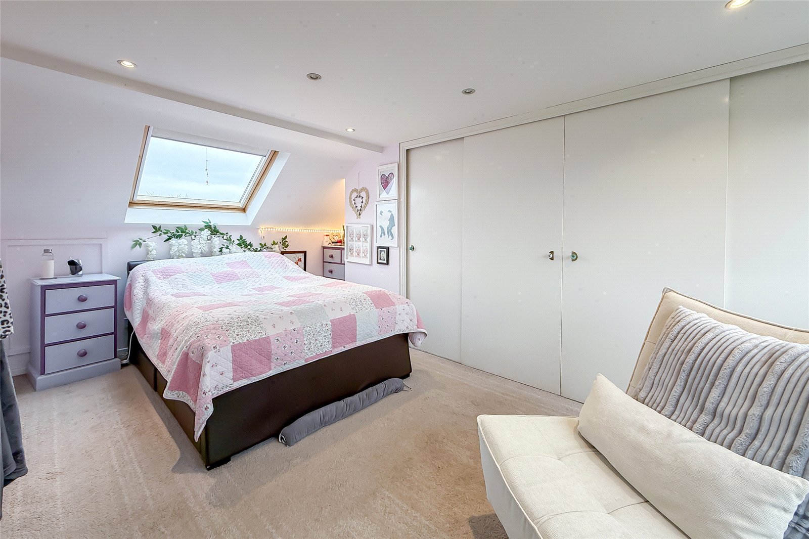 4 bed semi-detached house for sale in Hopground Close, St. Albans, Hertfordshire, AL1 - Property Image 7