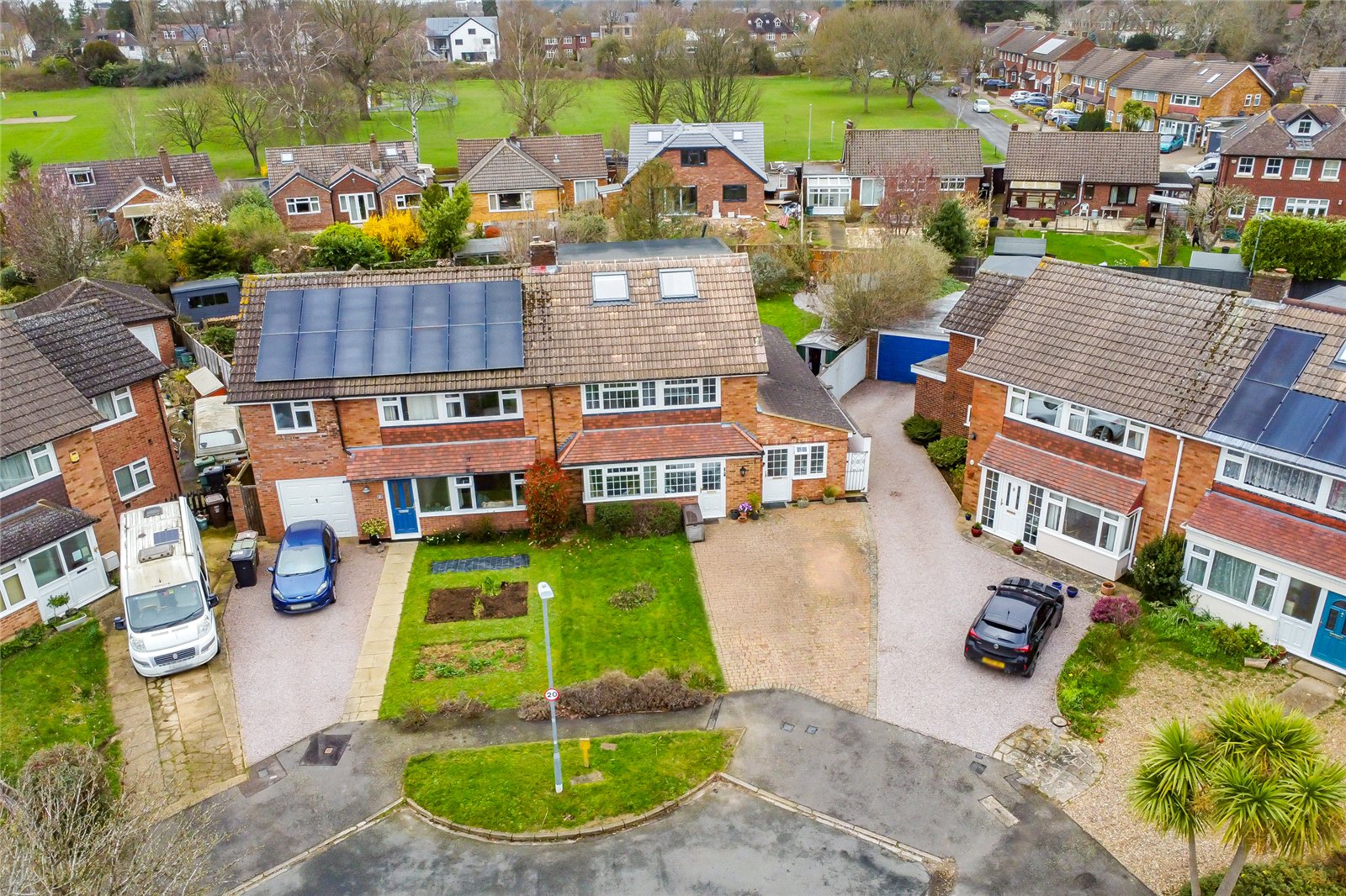 4 bed semi-detached house for sale in Hopground Close, St. Albans, Hertfordshire, AL1 - Property Image 24