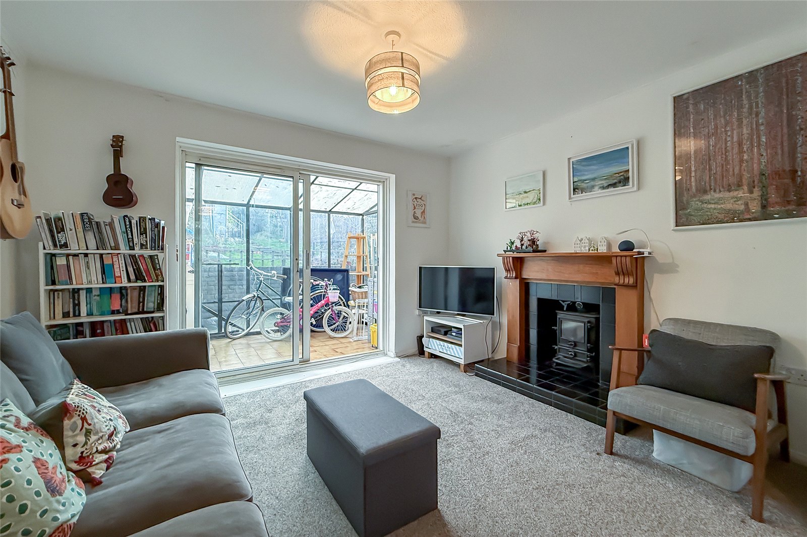 2 bed terraced house for sale in White Hedge Drive, St. Albans, Hertfordshire, AL3  - Property Image 5