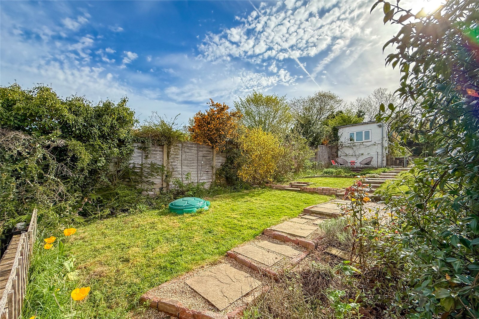 2 bed terraced house for sale in White Hedge Drive, St. Albans, Hertfordshire, AL3  - Property Image 26