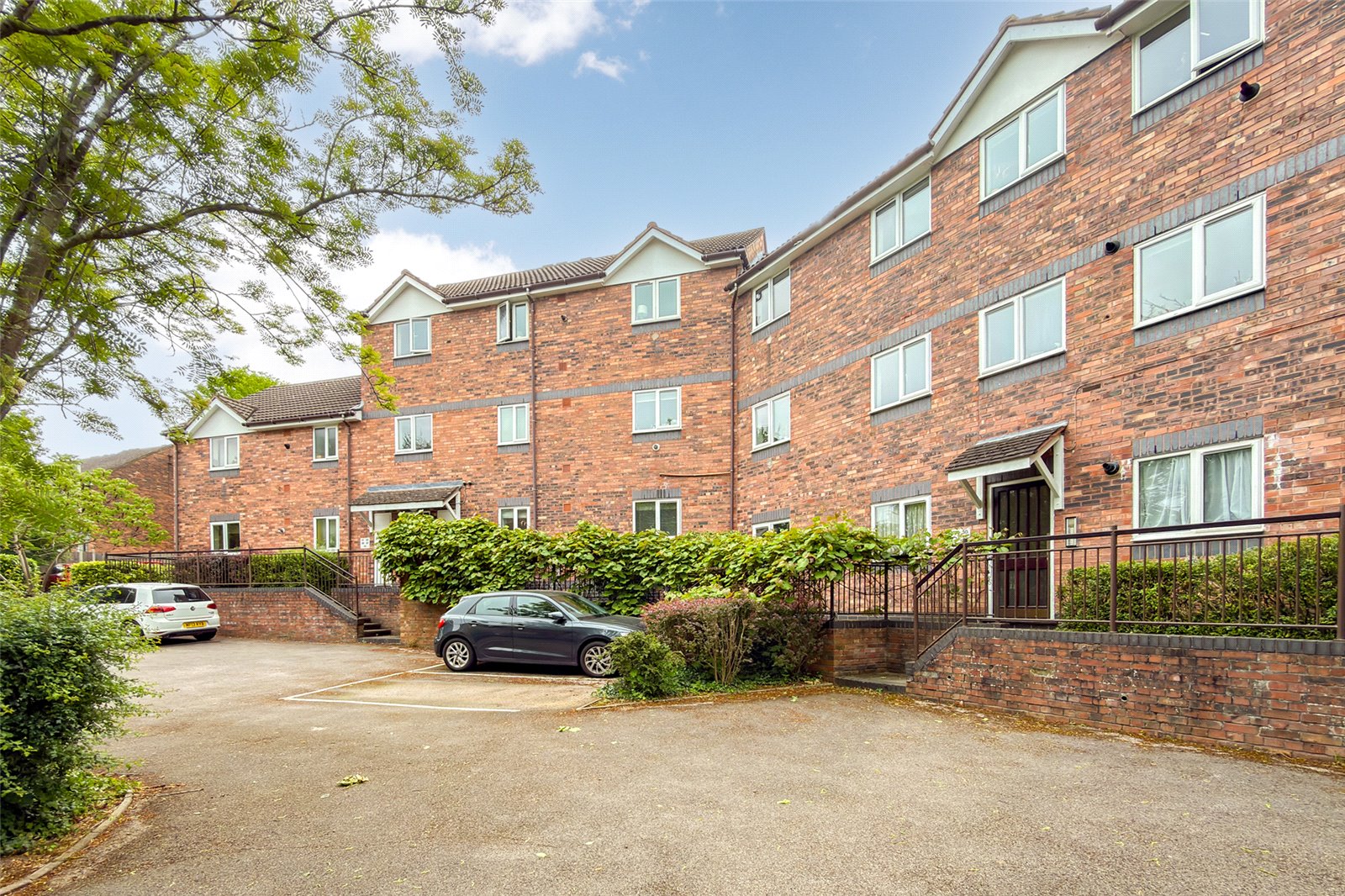 1 bed ground floor flat for sale in Millers Rise, St. Albans, Hertfordshire, AL1 - Property Image 11