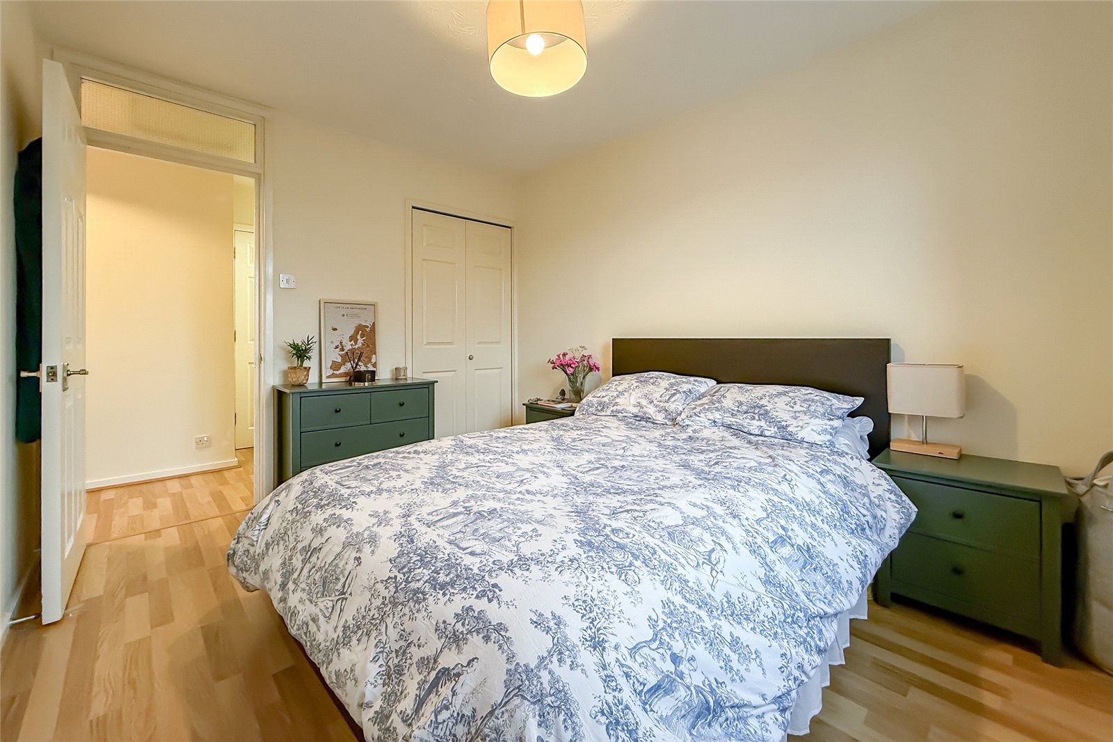 2 bed apartment for sale in Millers Rise, St. Albans, Hertfordshire, AL1  - Property Image 7