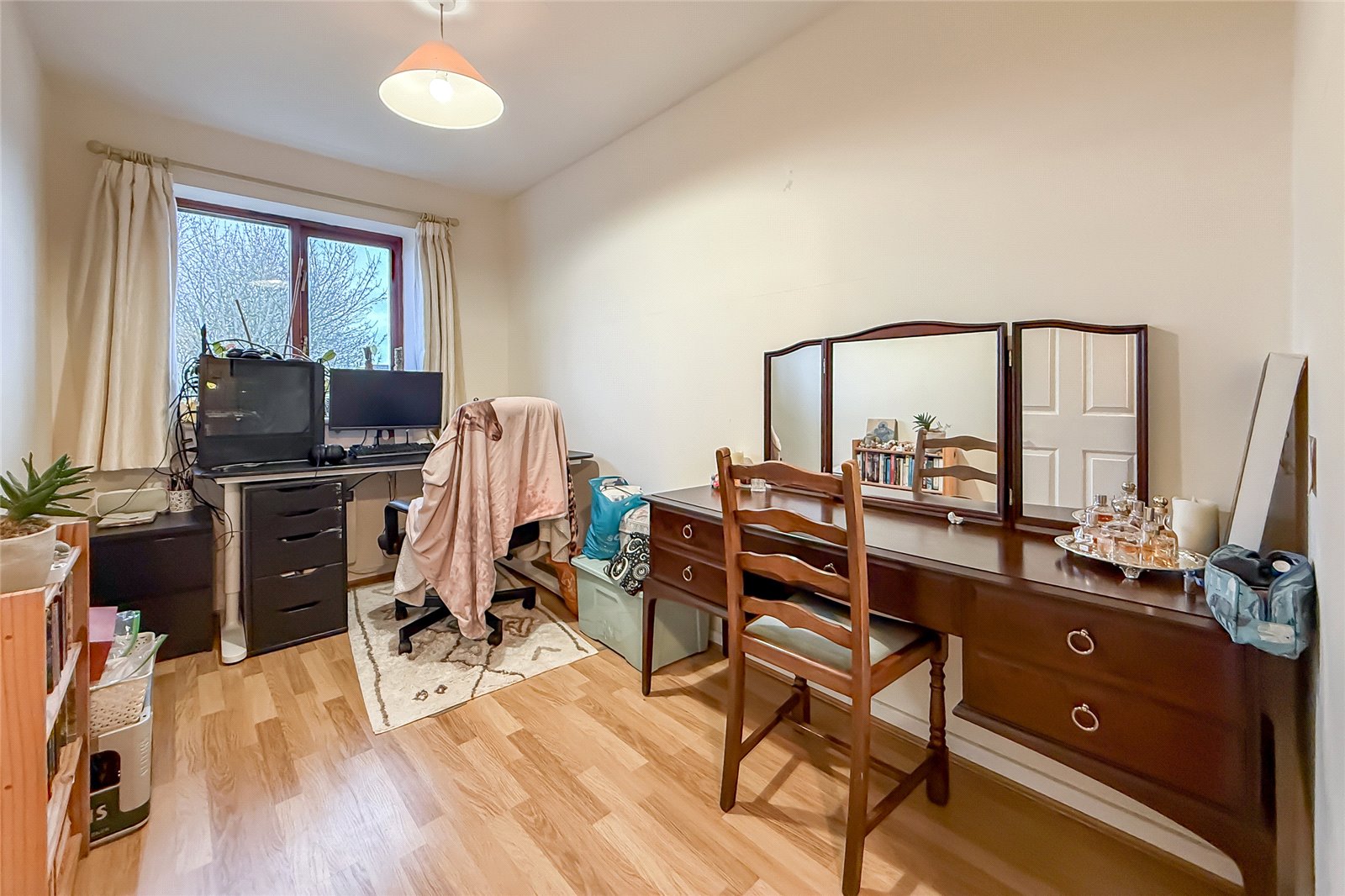 2 bed apartment for sale in Millers Rise, St. Albans, Hertfordshire, AL1  - Property Image 8