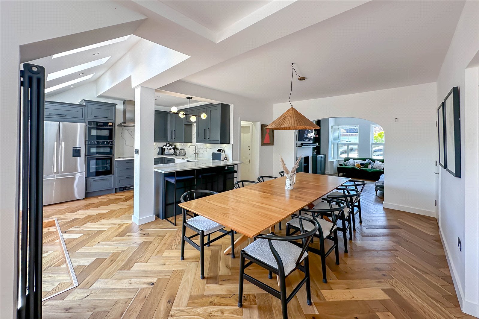 4 bed semi-detached house for sale in Kingcroft Road, Harpenden, Hertfordshire, AL5 - Property Image 2