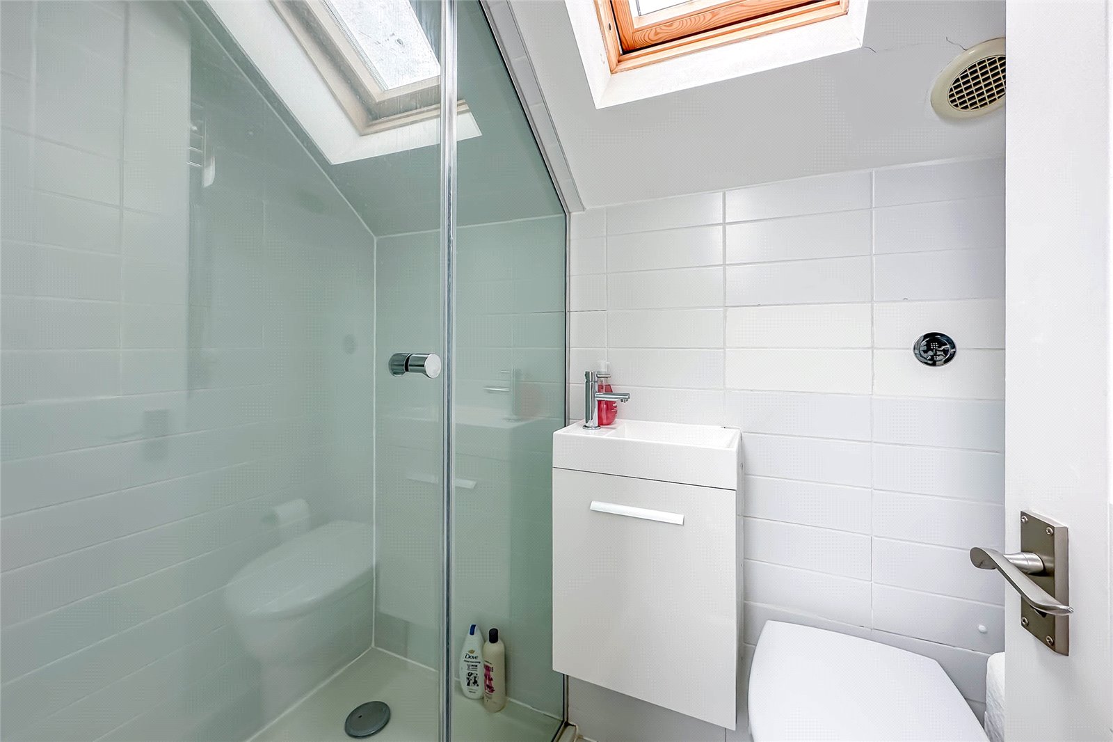 4 bed semi-detached house for sale in Kingcroft Road, Harpenden, Hertfordshire, AL5 - Property Image 18
