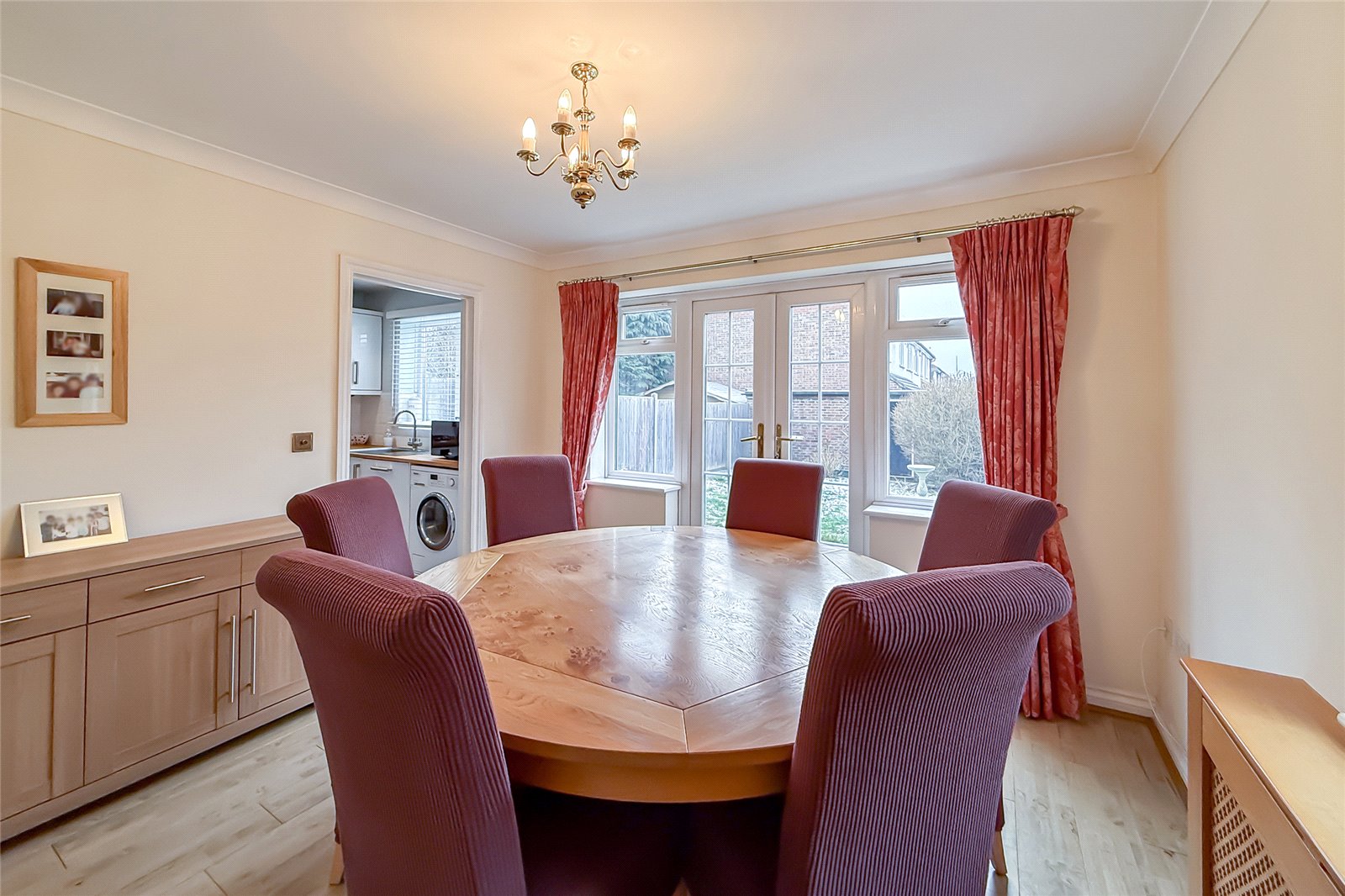3 bed detached house for sale in St. Vincent Drive, St. Albans, Hertfordshire, AL1 - Property Image 6