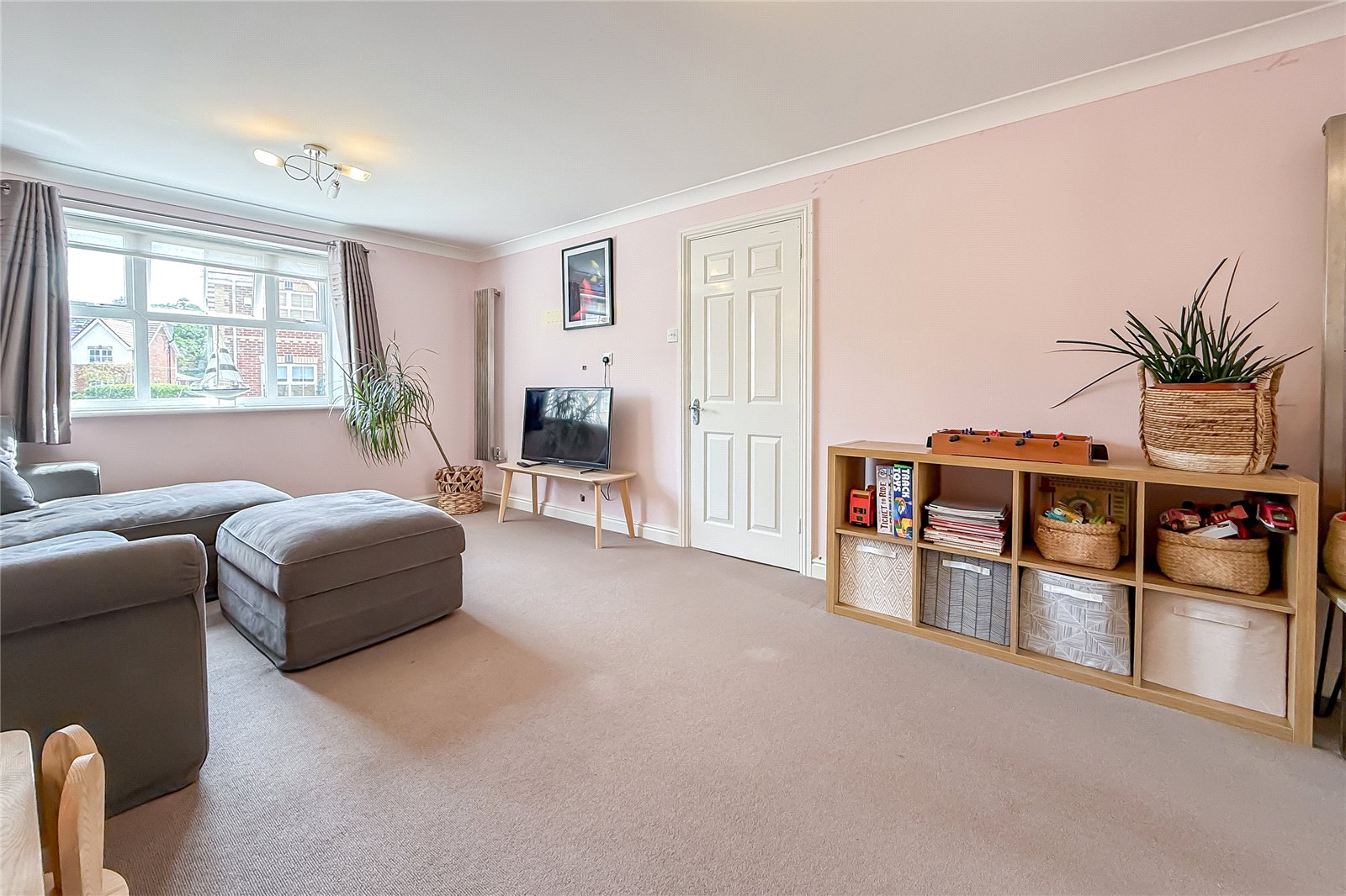 4 bed detached house for sale in Stanmore Chase, St. Albans, Hertfordshire, AL4 - Property Image 16