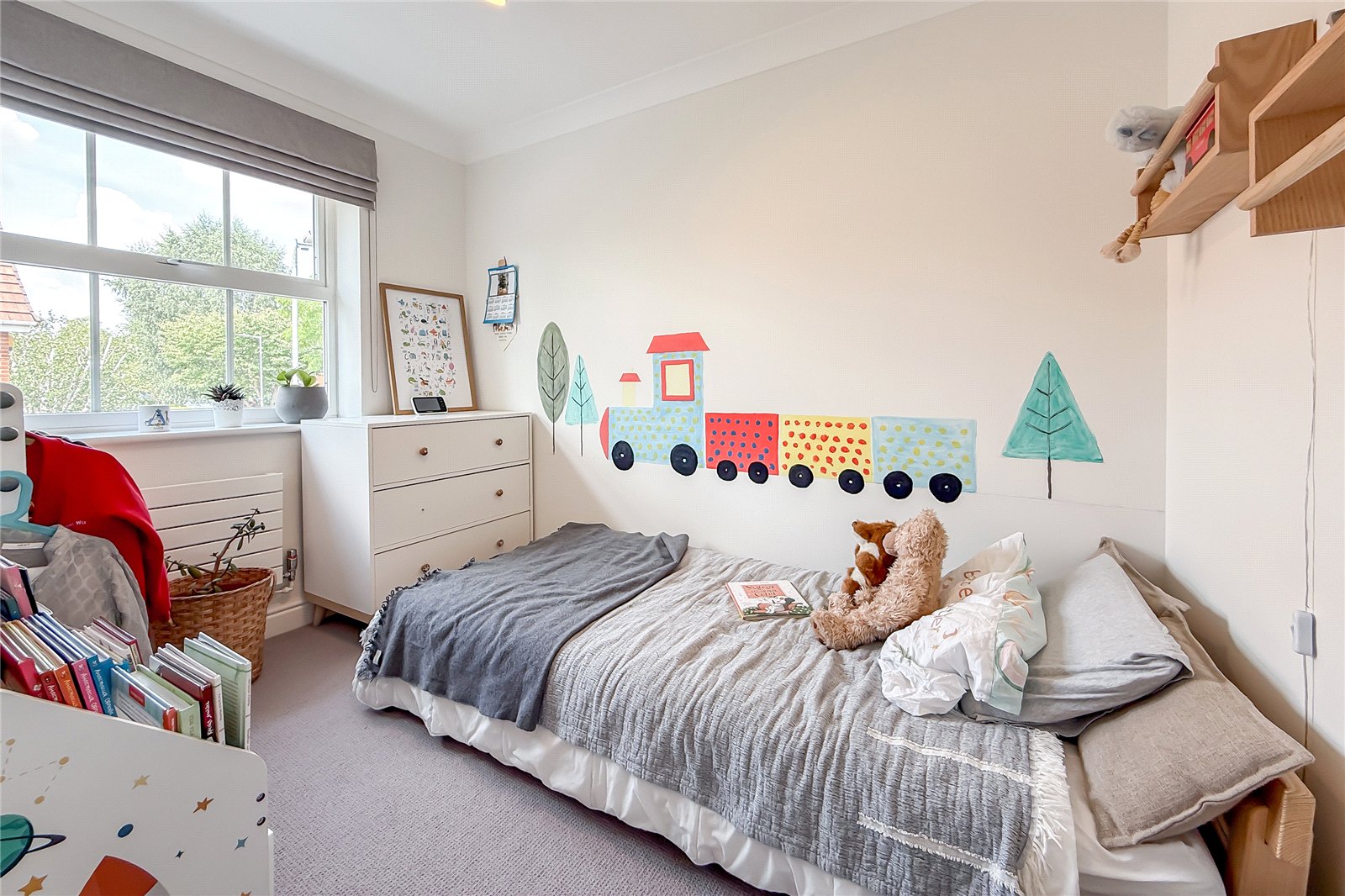 4 bed detached house for sale in Stanmore Chase, St. Albans, Hertfordshire, AL4 - Property Image 11