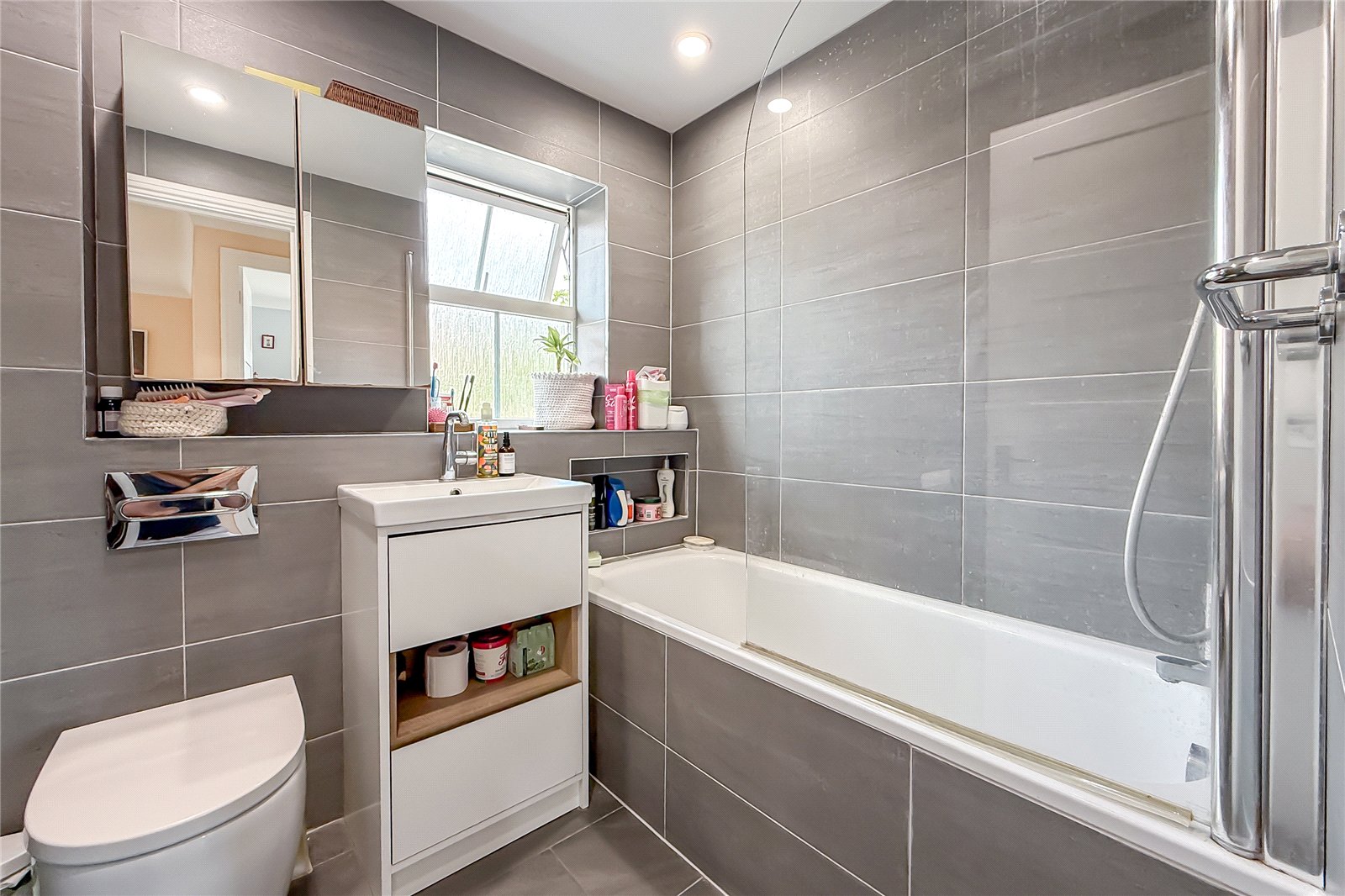 4 bed detached house for sale in Stanmore Chase, St. Albans, Hertfordshire, AL4 - Property Image 12