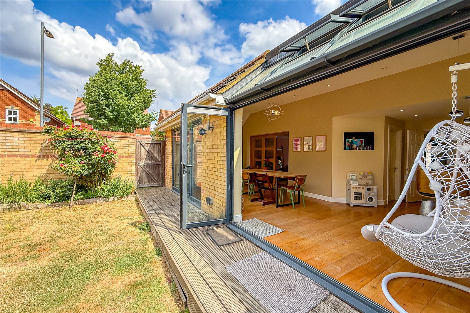 4 bed detached house for sale in Stanmore Chase, St. Albans, Hertfordshire, AL4 - Property Image 25