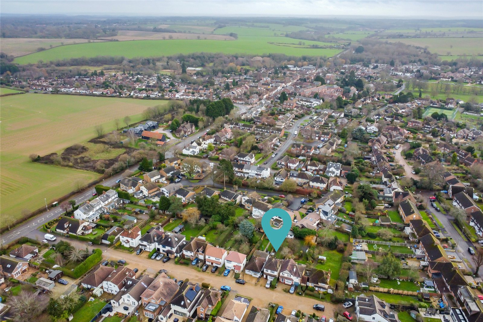 3 bed detached house for sale in Aysgarth Road, Redbourn, Hertfordshire, AL3  - Property Image 13