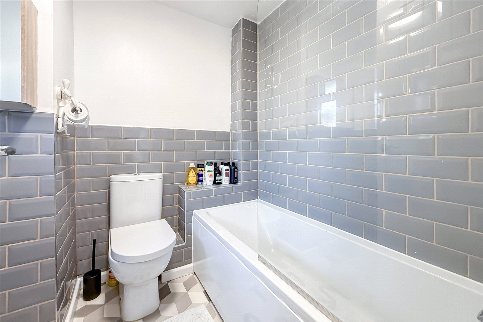 1 bed ground floor flat for sale in Berners Drive, St. Albans, Hertfordshire, AL1 - Property Image 9