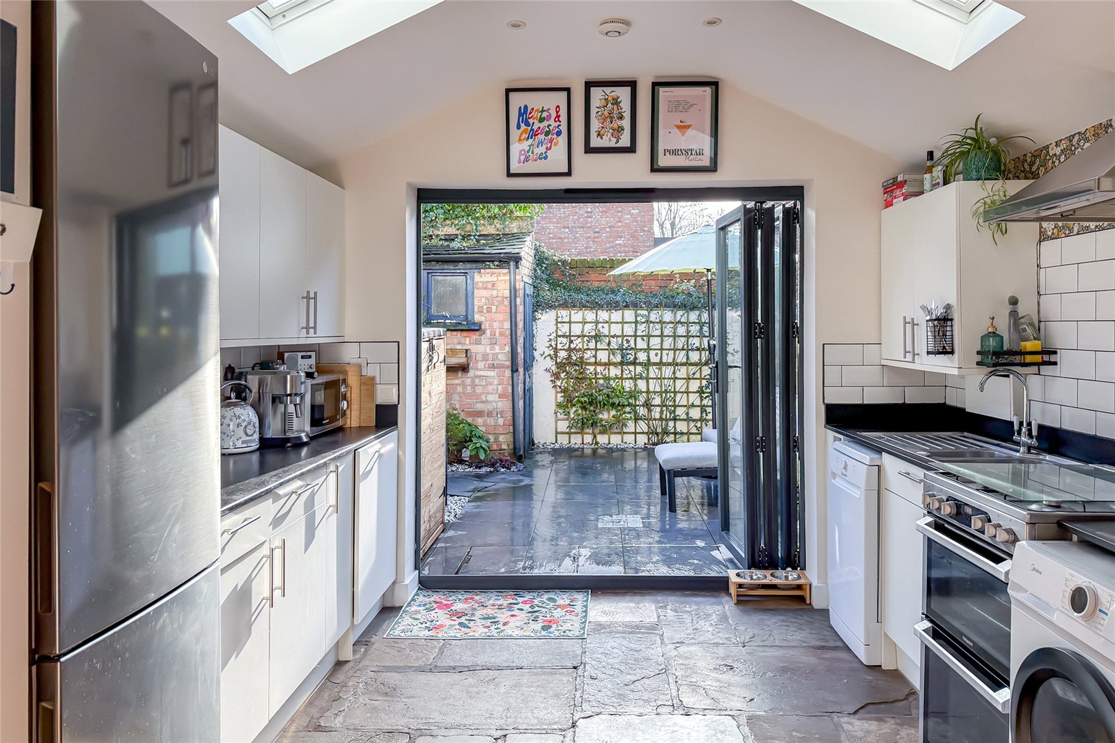 2 bed terraced house for sale in Queen Street, St. Albans, Hertfordshire, AL3 - Property Image 6