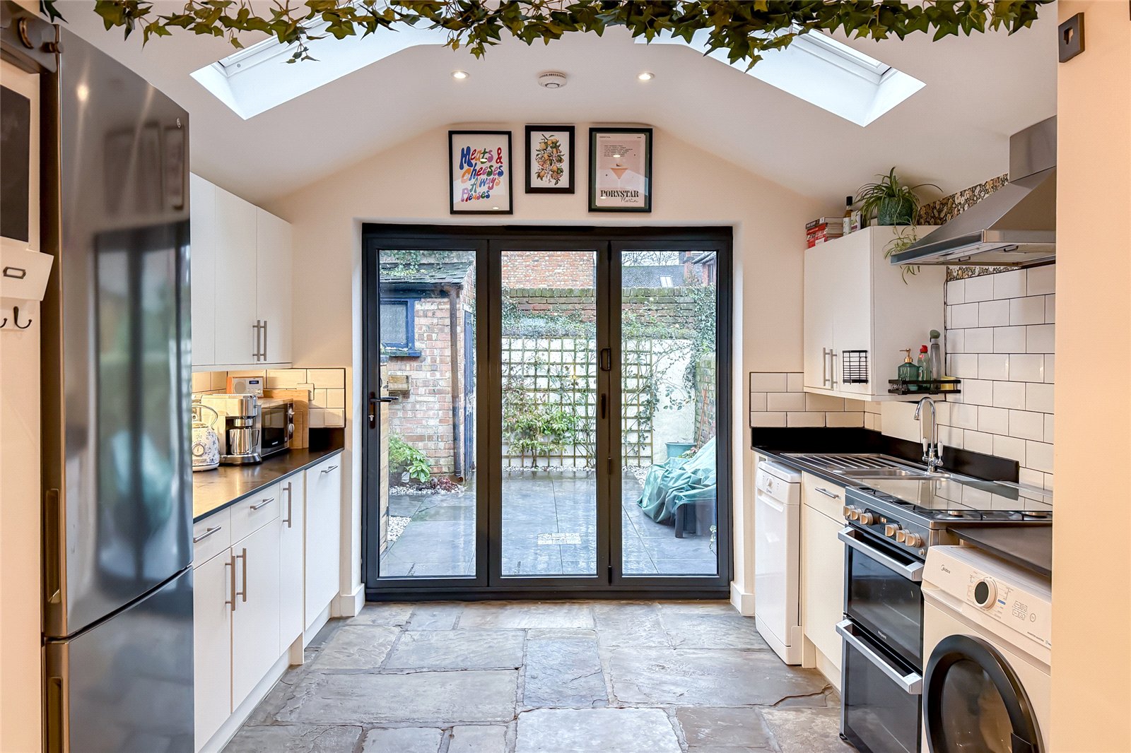 2 bed terraced house for sale in Queen Street, St. Albans, Hertfordshire, AL3 - Property Image 14