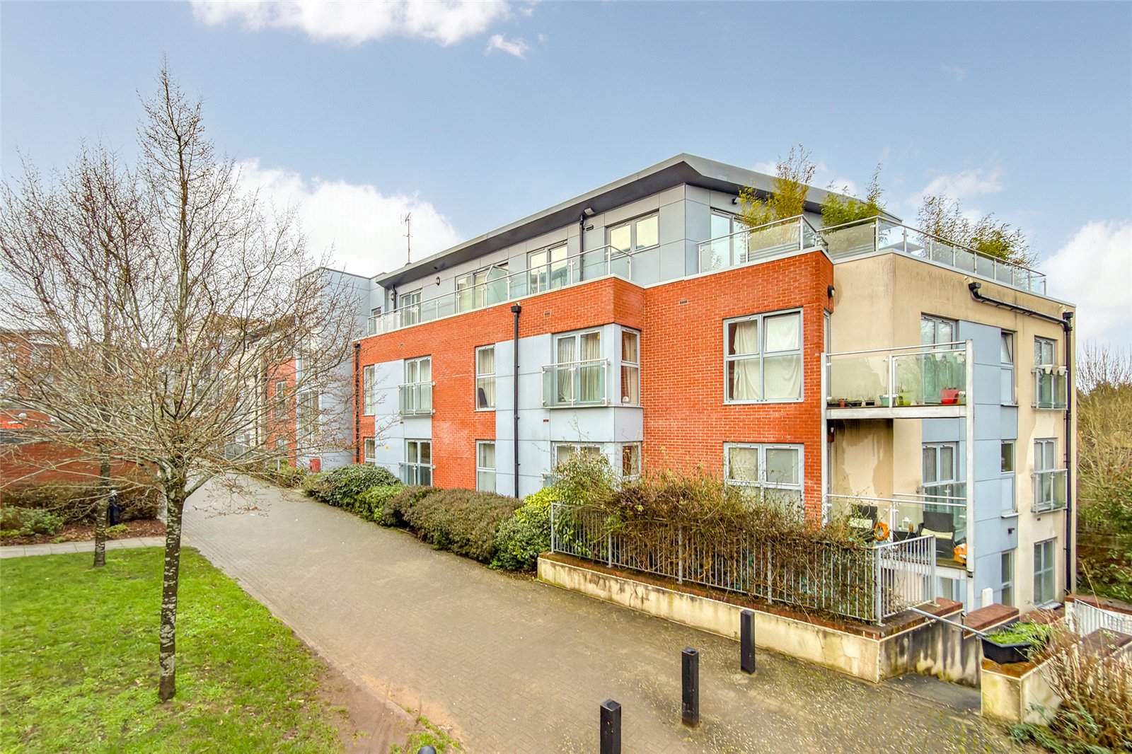 2 bed apartment for sale in Milan House, Charrington Place, St. Albans, Hertfordshire, AL1 - Property Image 4
