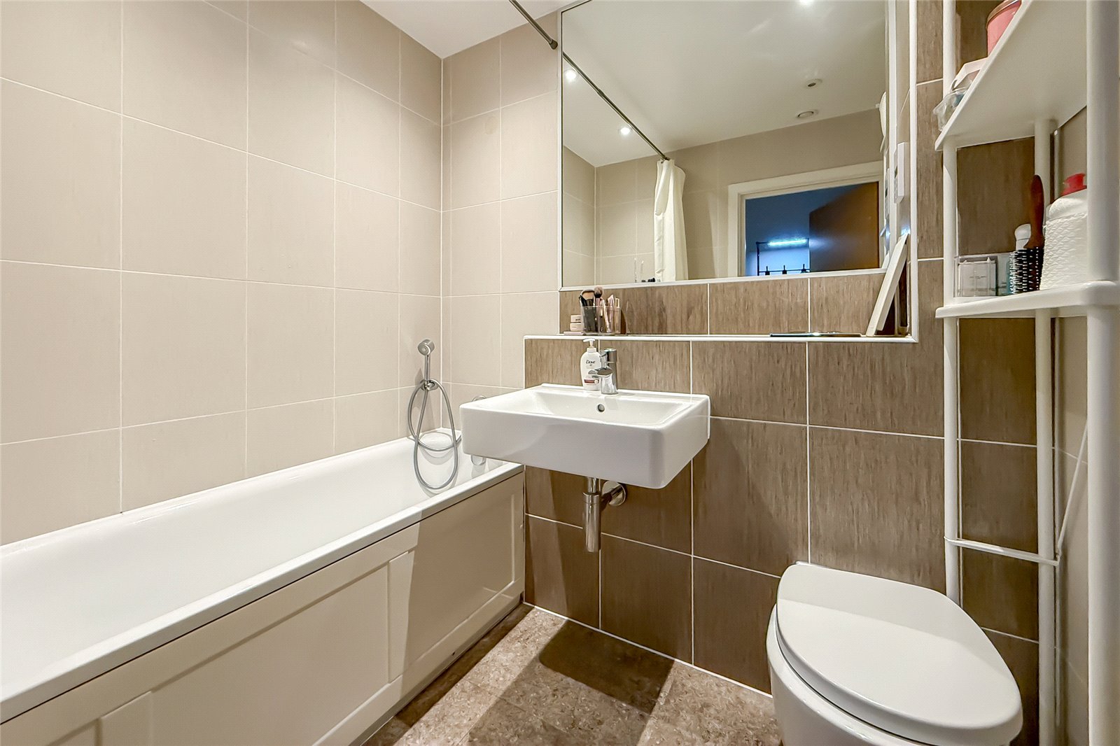 2 bed apartment for sale in Milan House, Charrington Place, St. Albans, Hertfordshire, AL1 - Property Image 10