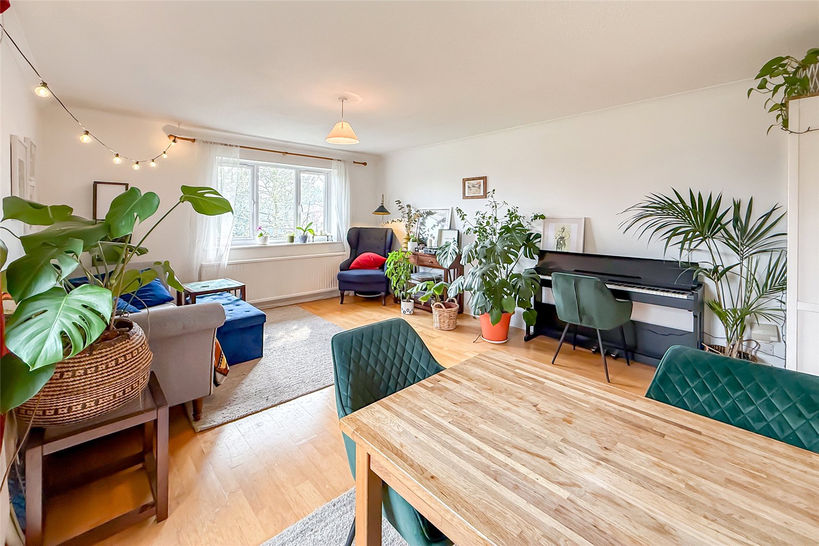 2 bed apartment for sale in Battlefield Road, St. Albans, Hertfordshire, AL1 - Property Image 3