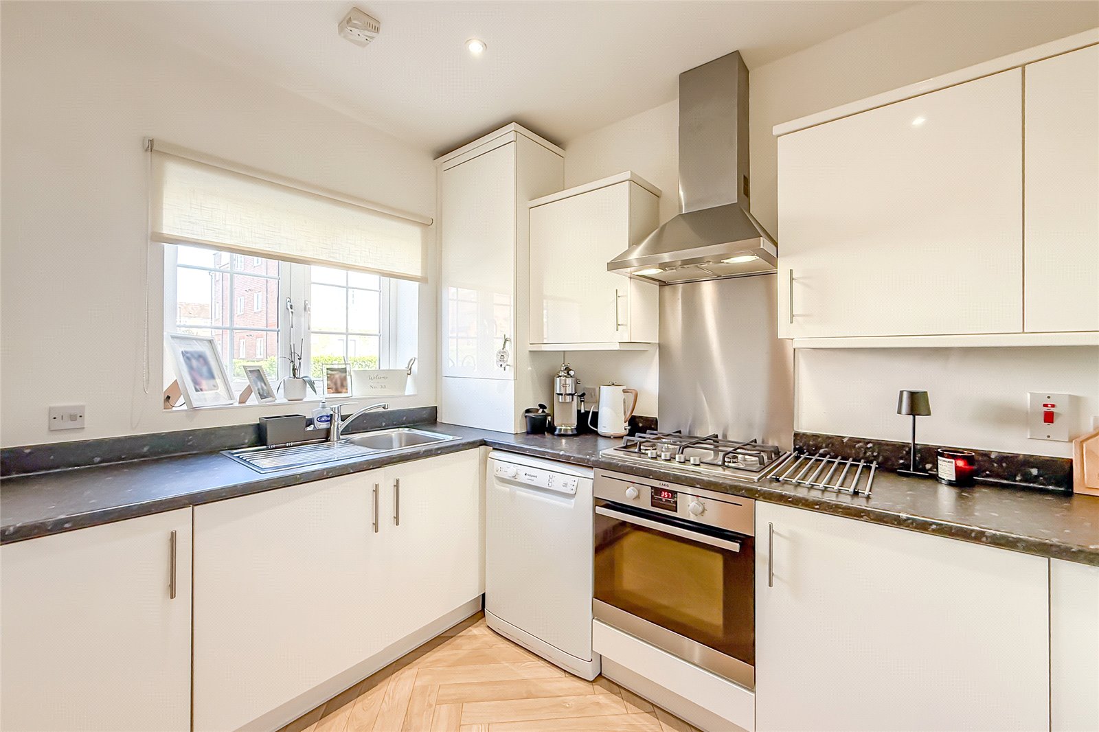 2 bed terraced house to rent in Cassius Drive, Kings Park, St. Albans, Hertfordshire, AL3  - Property Image 2